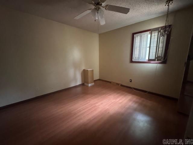 Photo 5 - Residential for sale – 28  Shady Lane   Highland, AR