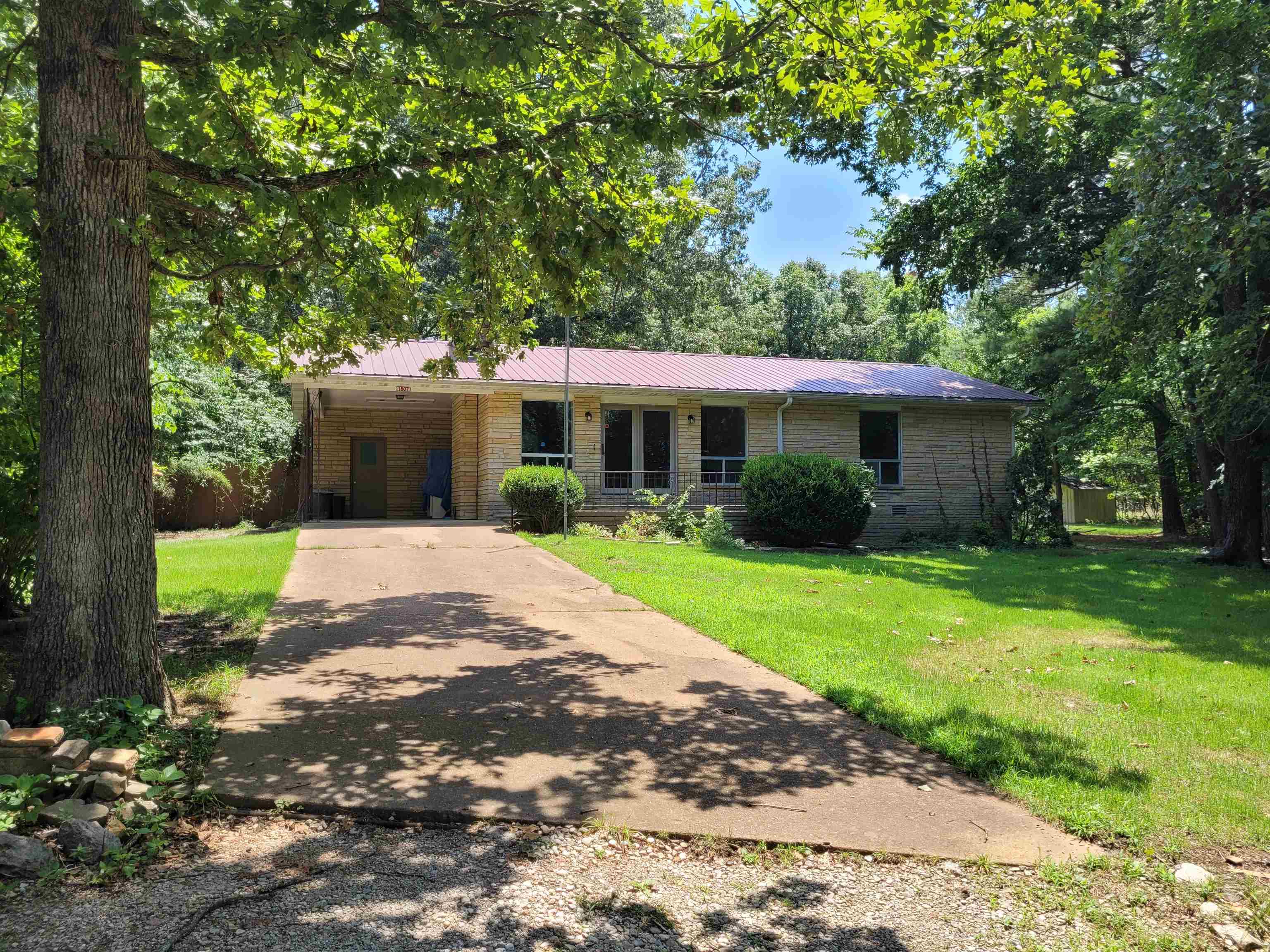 Photo 3 - Residential for sale – 1607  Riverview Circle   Horseshoe Bend, AR