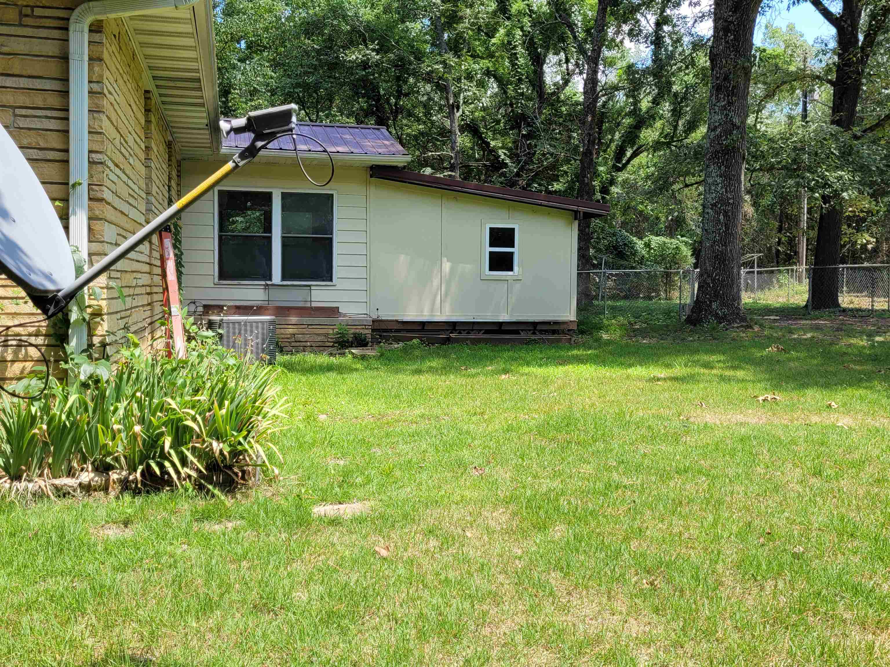 Photo 9 - Residential for sale – 1607  Riverview Circle   Horseshoe Bend, AR