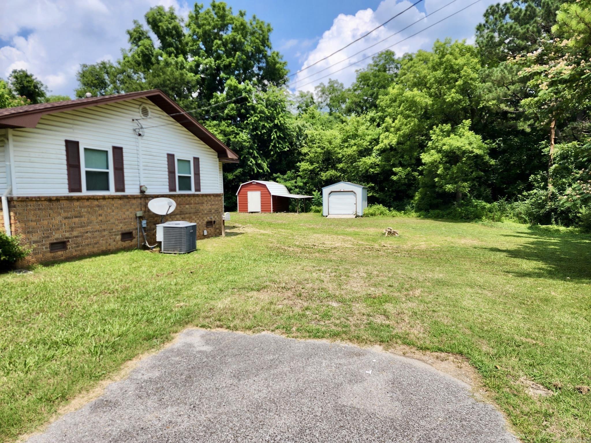 Photo 15 - Residential for sale – 119 S Main   Mount Pleasant, AR