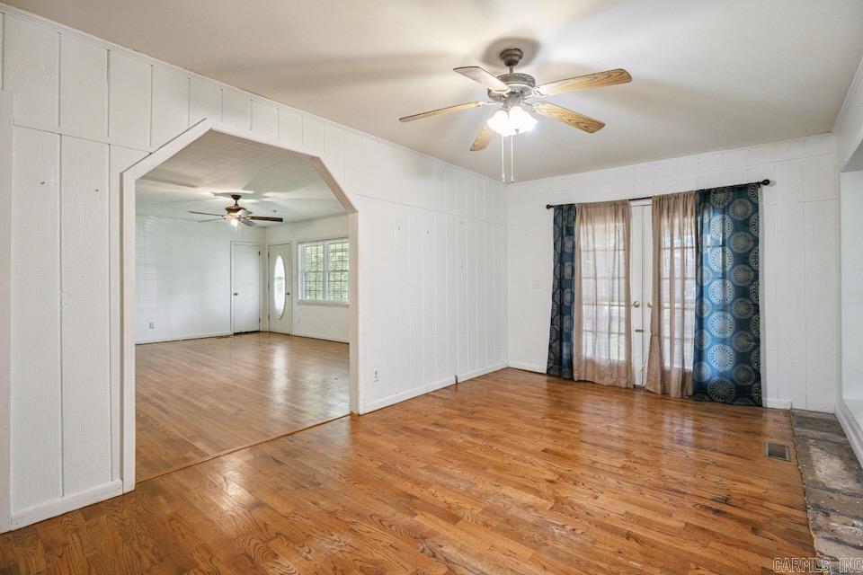 Photo 14 - Residential for sale – 722  Circle   Cave City, AR