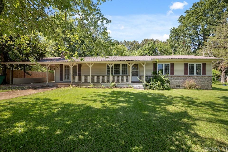 Photo 3 - Residential for sale – 722  Circle   Cave City, AR