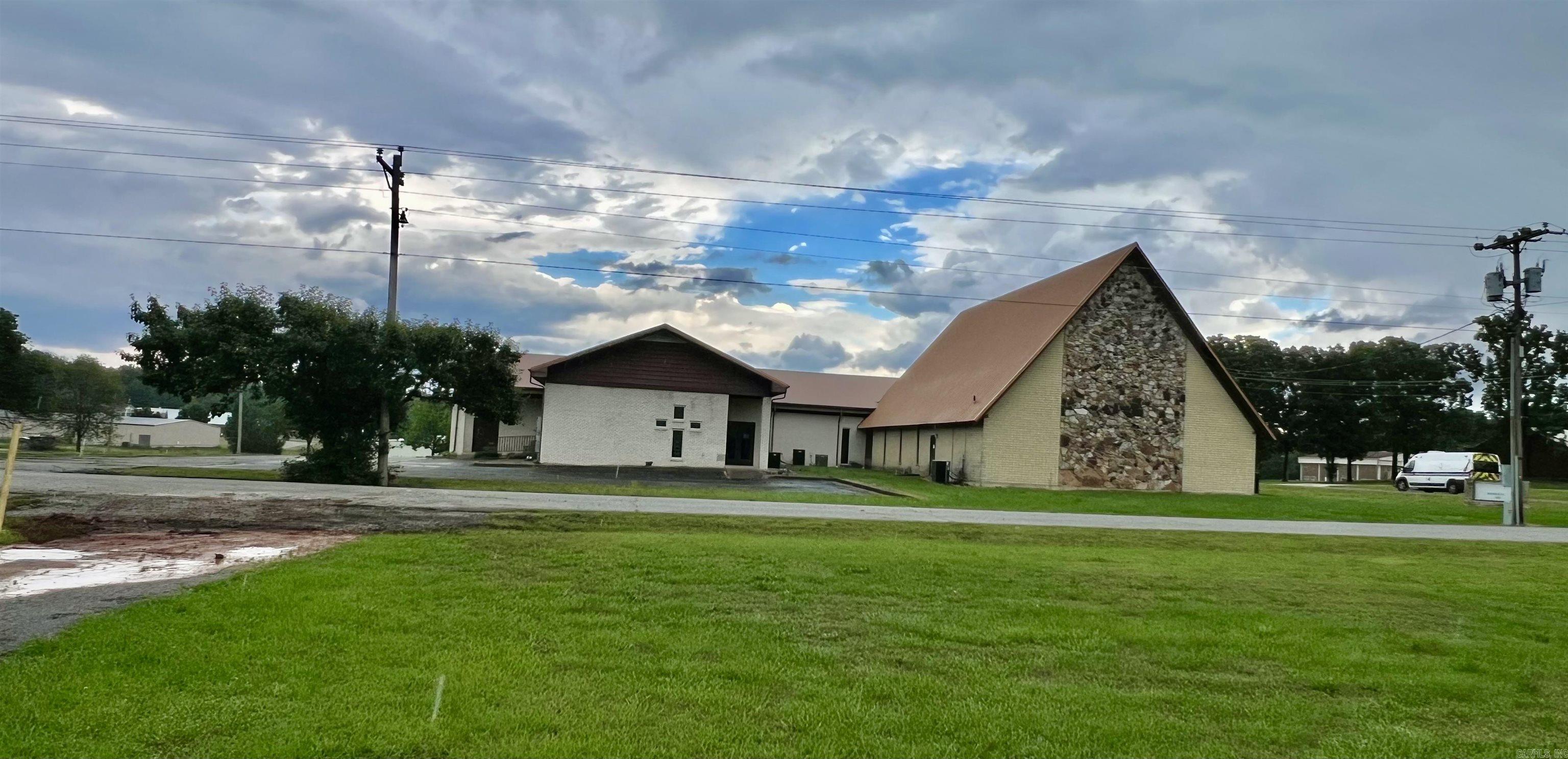 Photo 7 - Residential for sale – 600 W CHURCH   Horseshoe Bend, AR