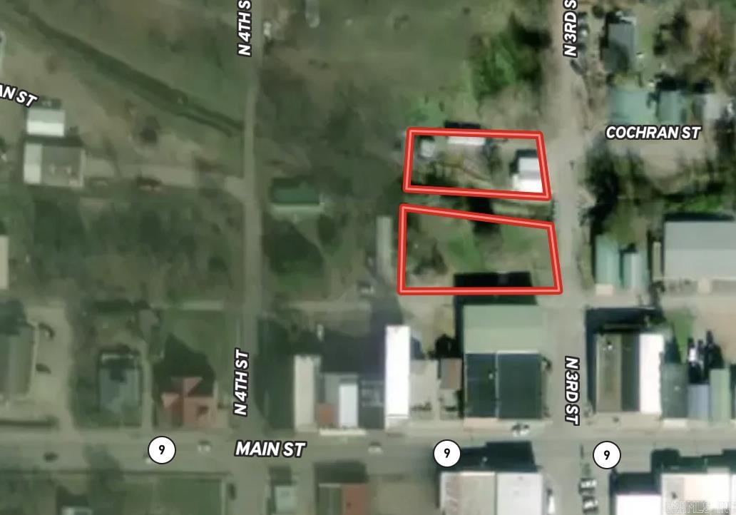 Photo 2 - Residential for sale – 180  North 3rd Street   Mammoth Spring, AR