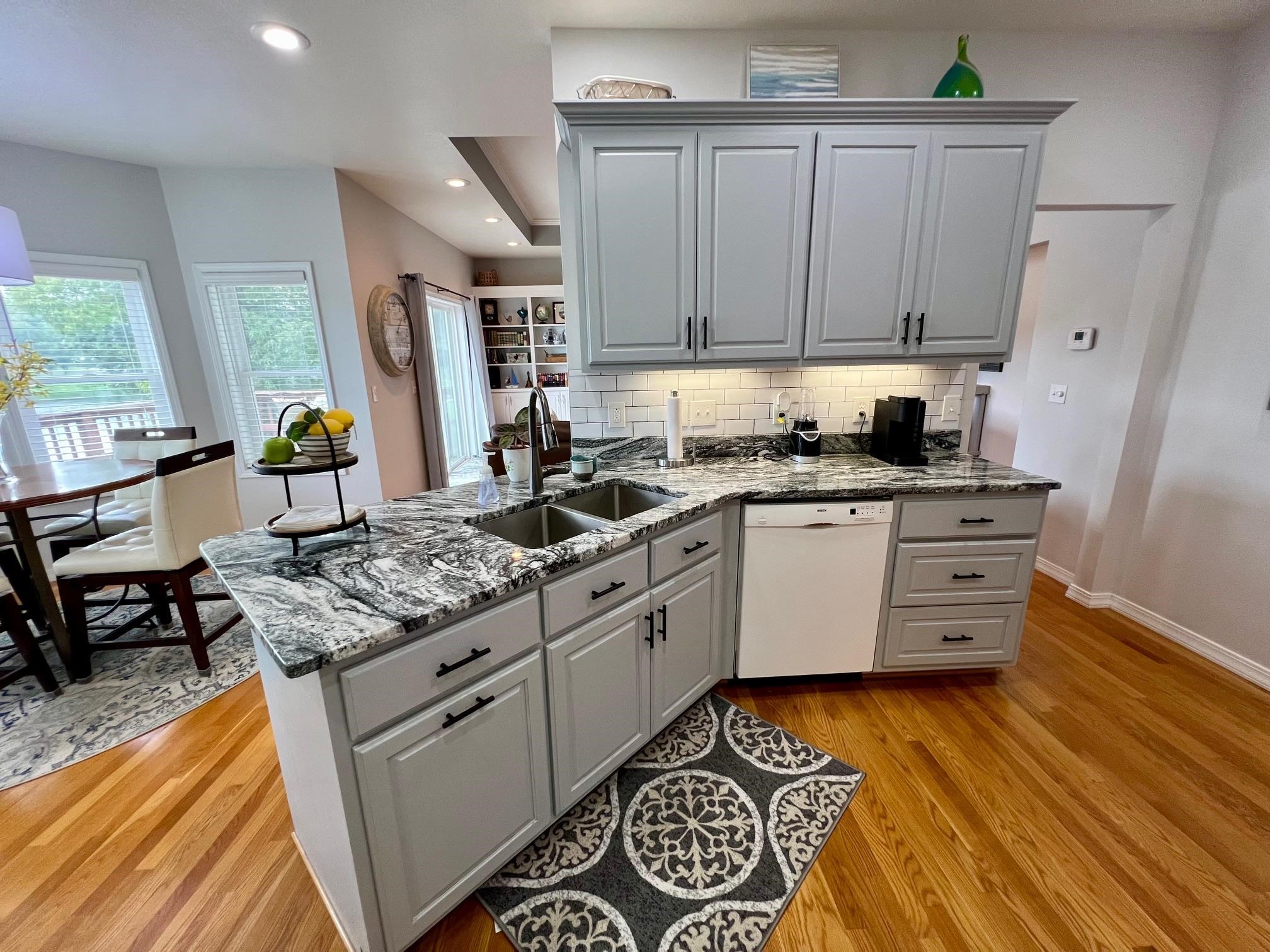 Photo 13 - Residential for sale – 711  Leewood   Horseshoe Bend, AR