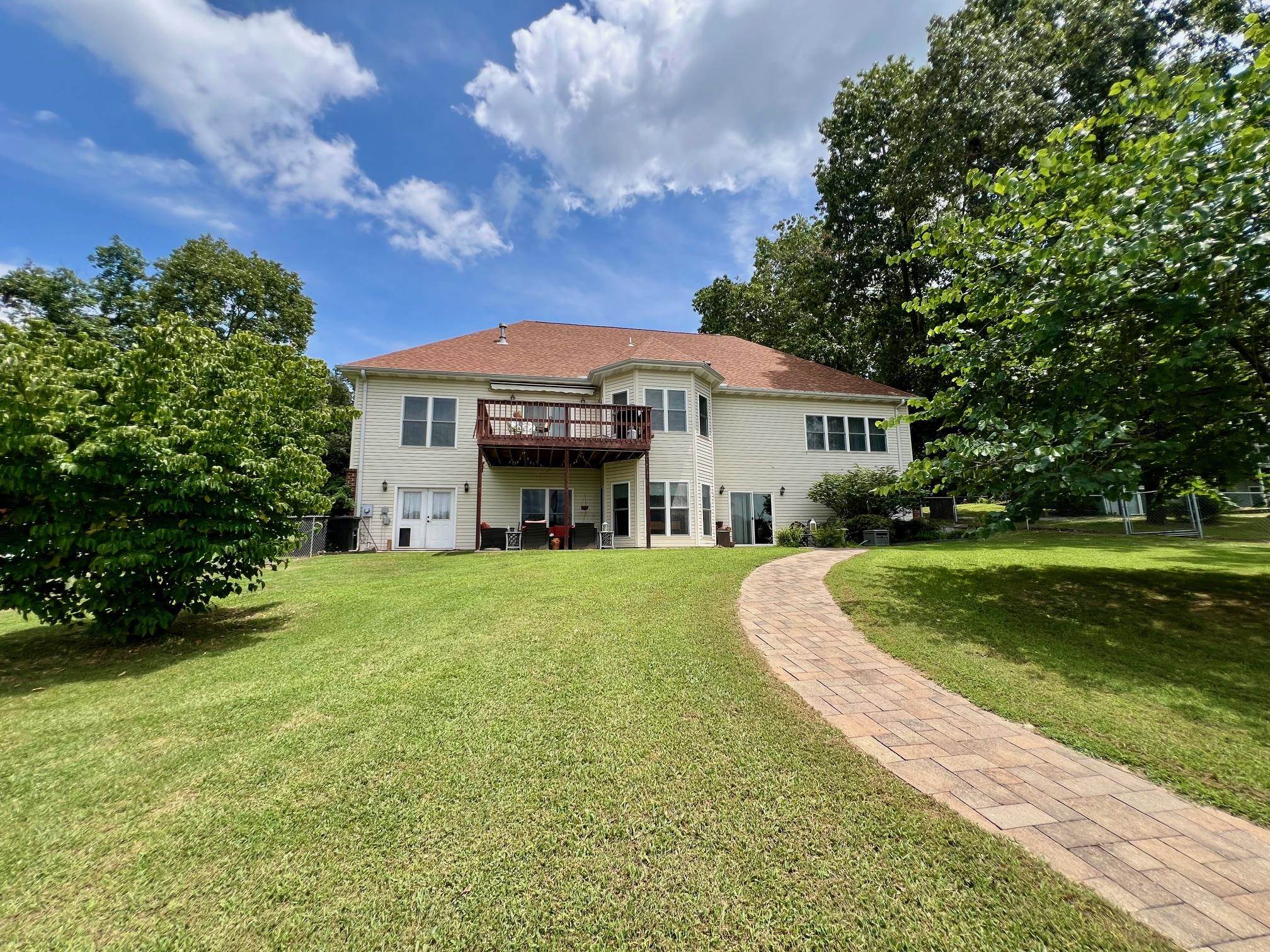 Photo 9 - Residential for sale – 711  Leewood   Horseshoe Bend, AR