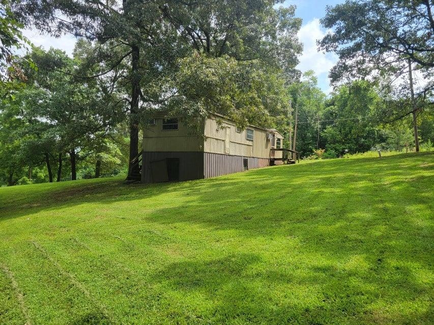 Photo 2 - Residential for sale – 465 S 12th   Mammoth Spring, MO