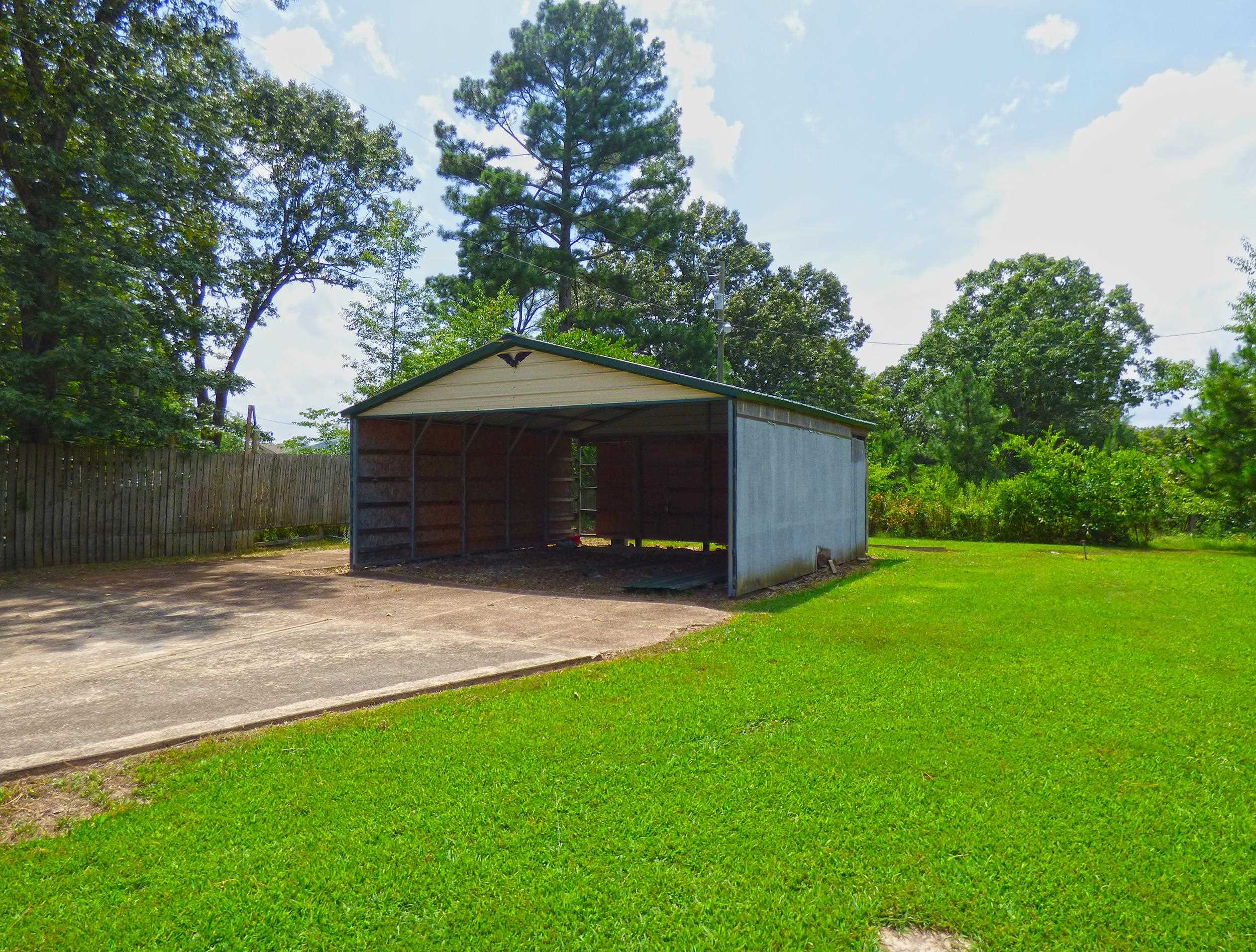 Photo 19 - Residential for sale – 7434 E Hwy 58   Williford, AR
