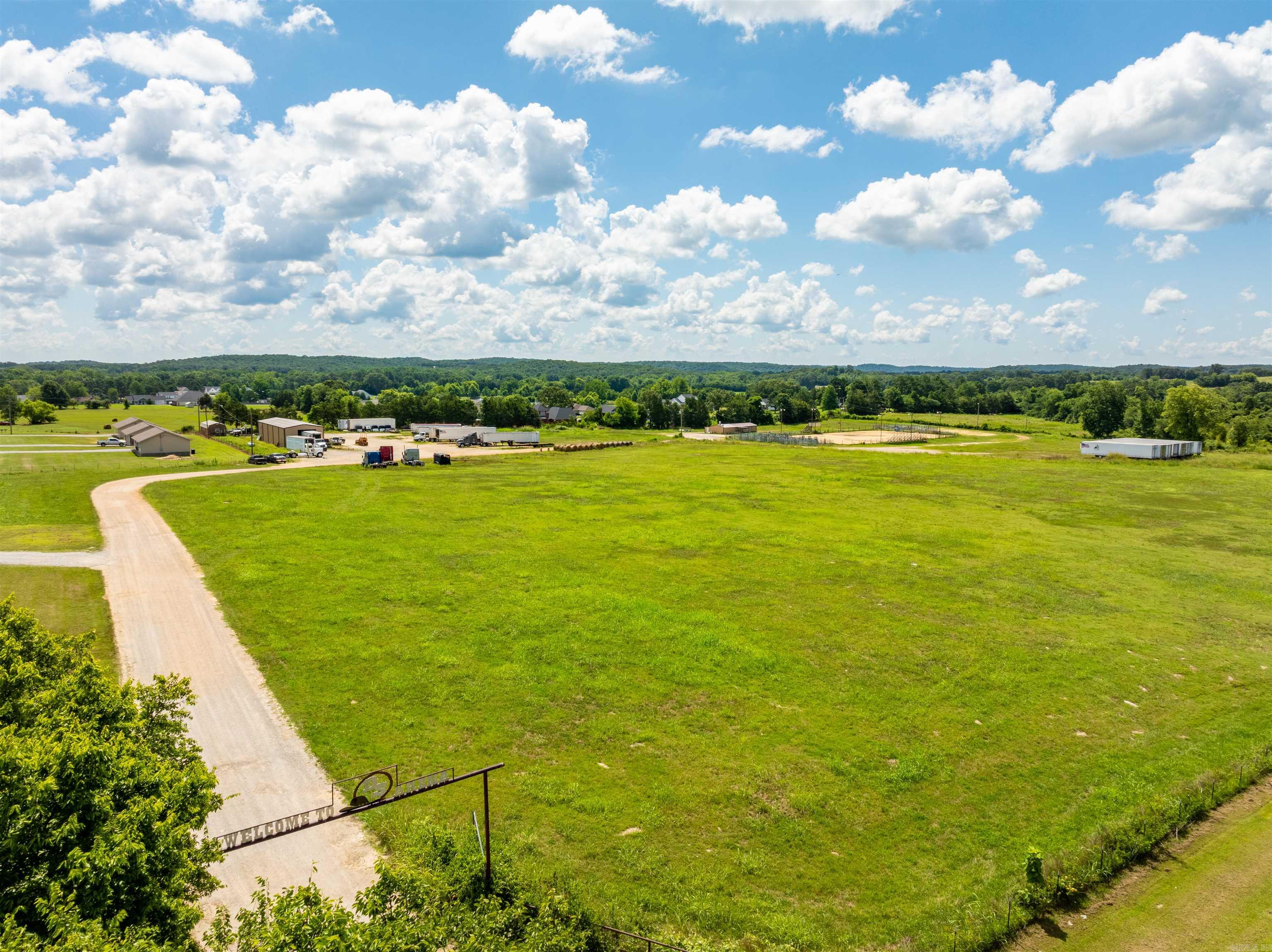 Photo 2 - Commercial / Industrial for sale – 405  Main Street S   Cave City, AR