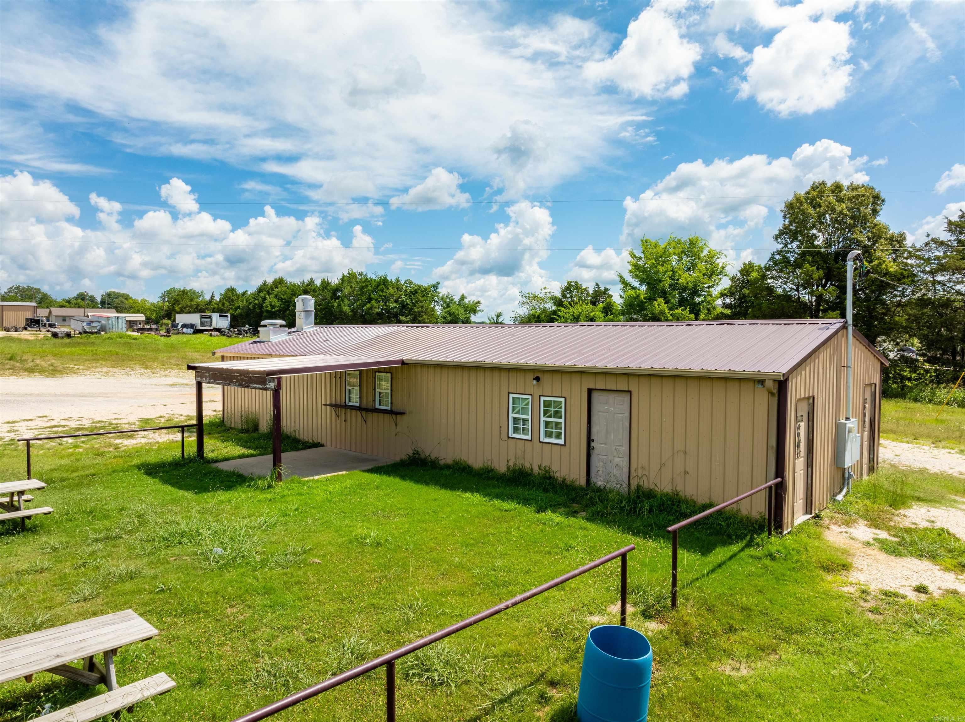 Photo 7 - Commercial / Industrial for sale – 405  Main Street S   Cave City, AR