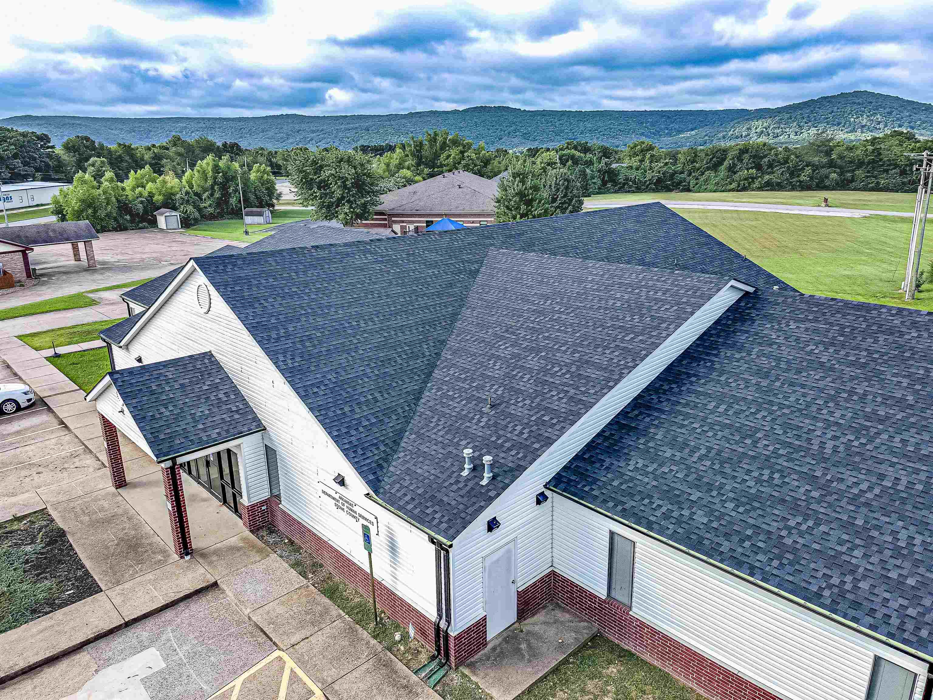 Photo 20 - Commercial / Industrial for sale – 1821 E Main   Mountain View, AR