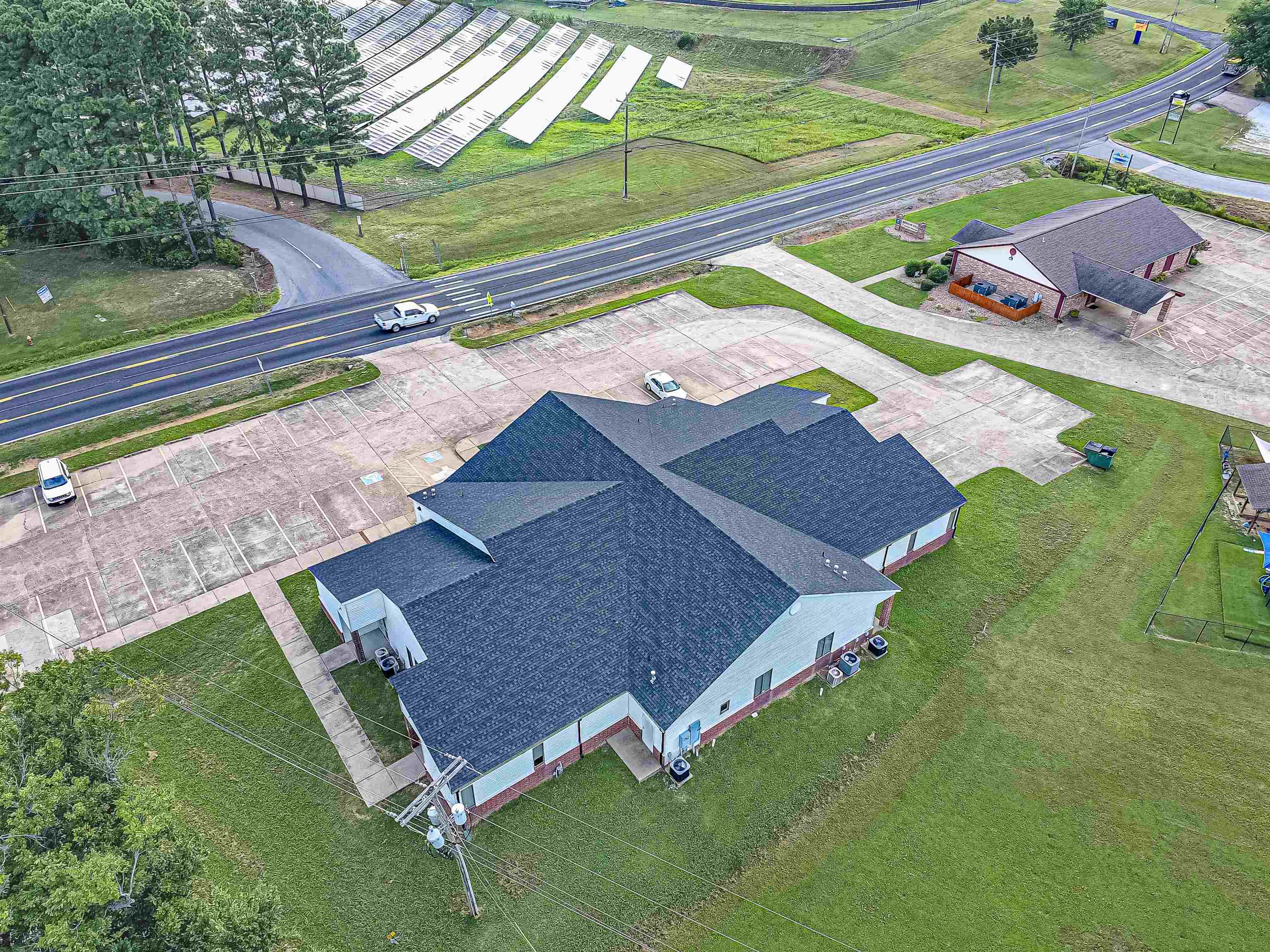 Photo 21 - Commercial / Industrial for sale – 1821 E Main   Mountain View, AR