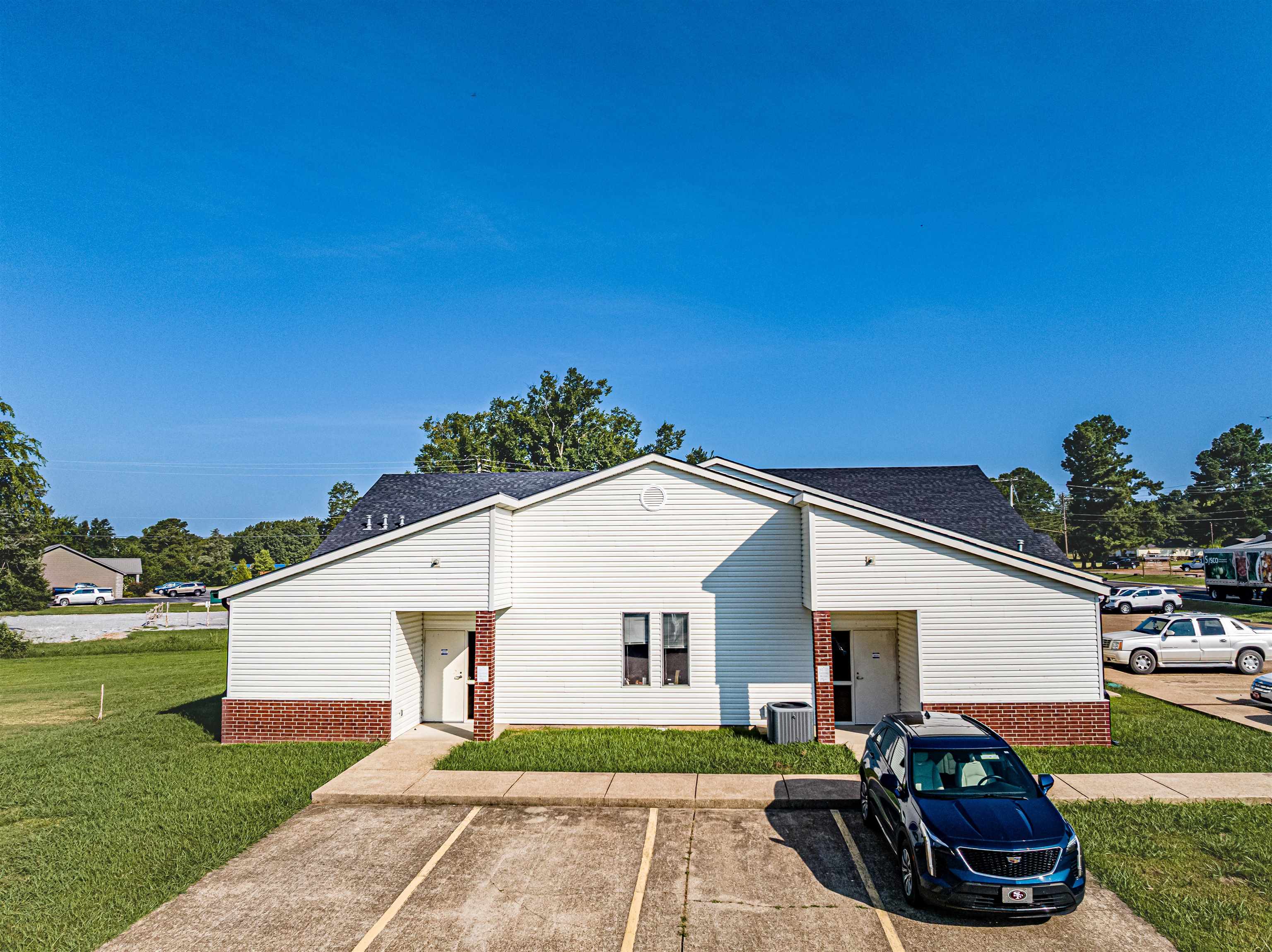 Photo 23 - Commercial / Industrial for sale – 1821 E Main   Mountain View, AR