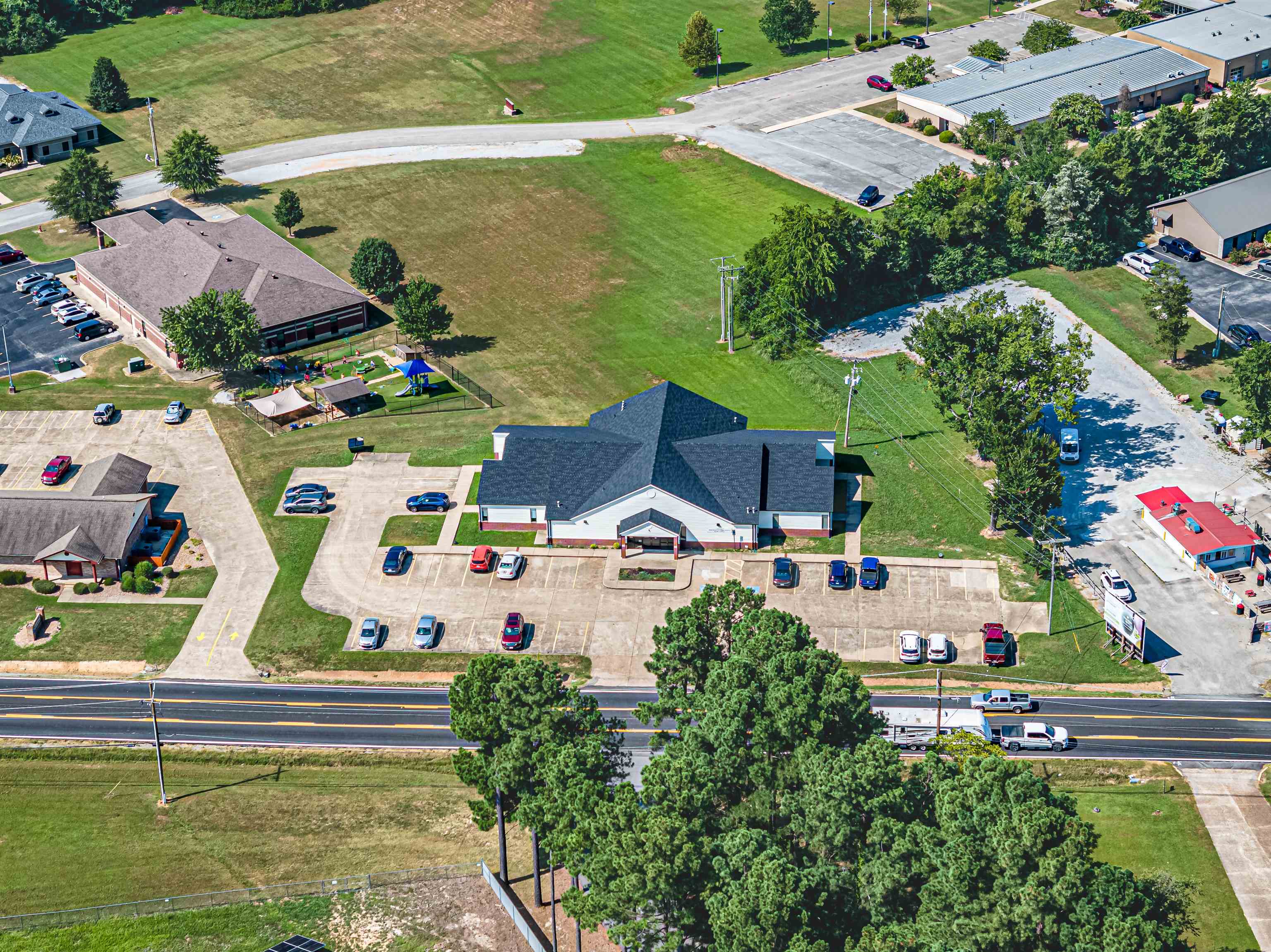 Photo 30 - Commercial / Industrial for sale – 1821 E Main   Mountain View, AR