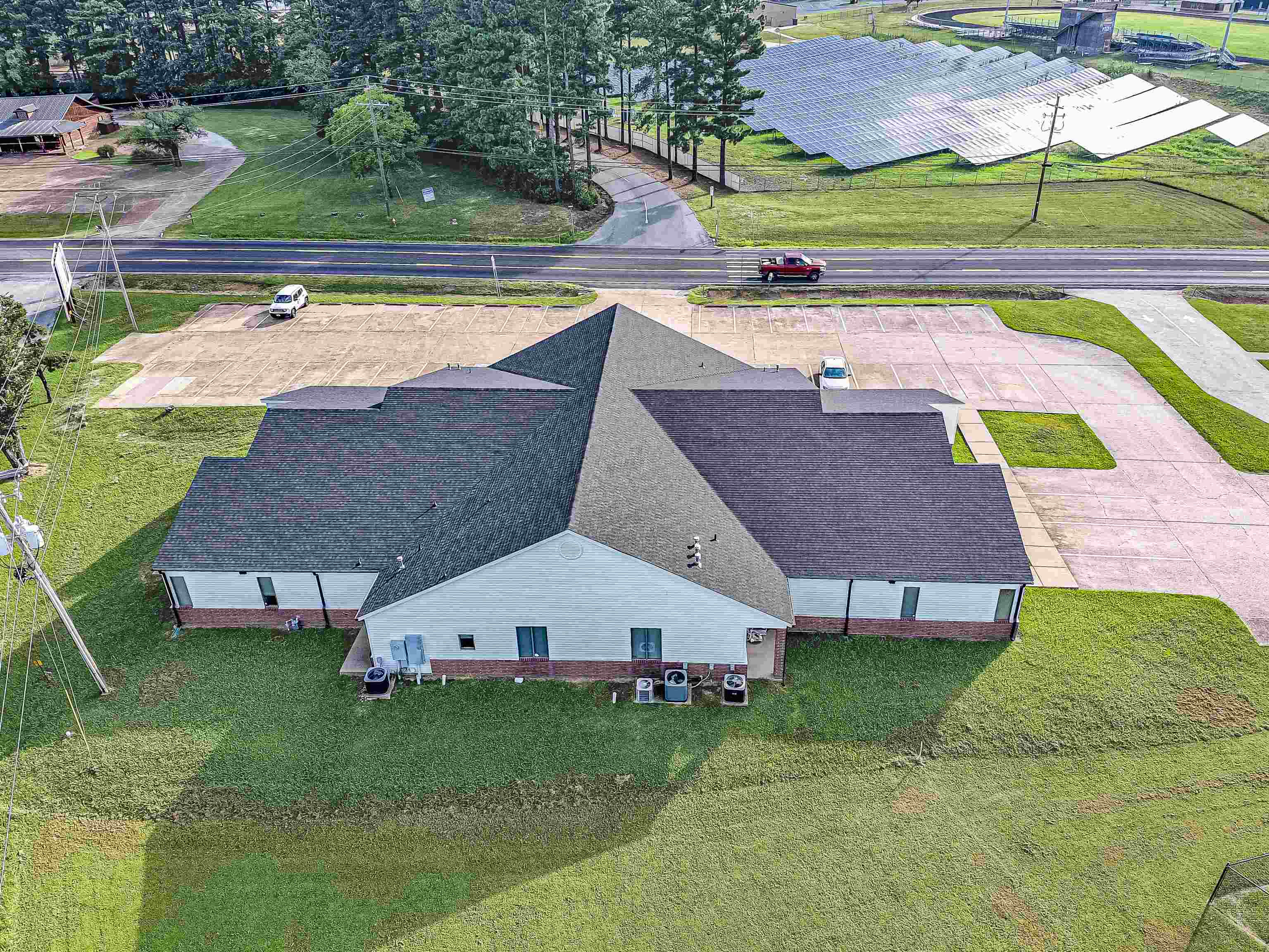Photo 10 - Commercial / Industrial for sale – 1821 E Main   Mountain View, AR