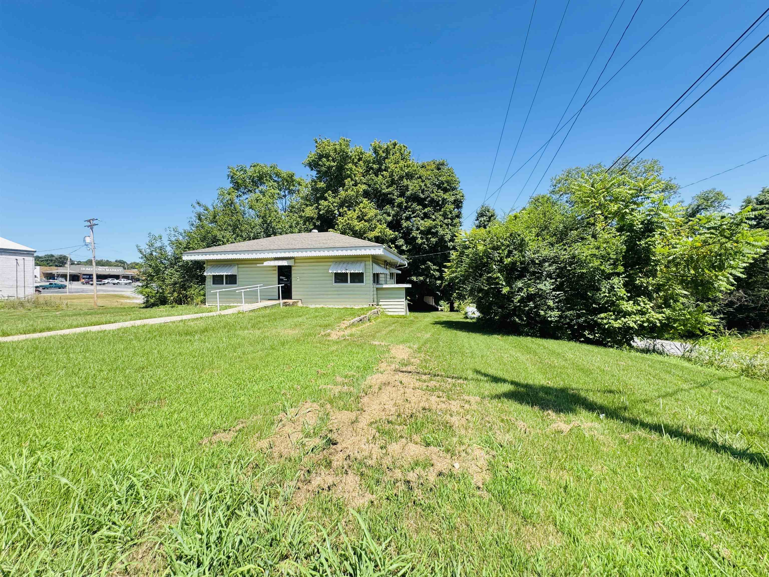 Photo 8 - Commercial / Industrial for sale – 41 S Spring Street   Melbourne, AR