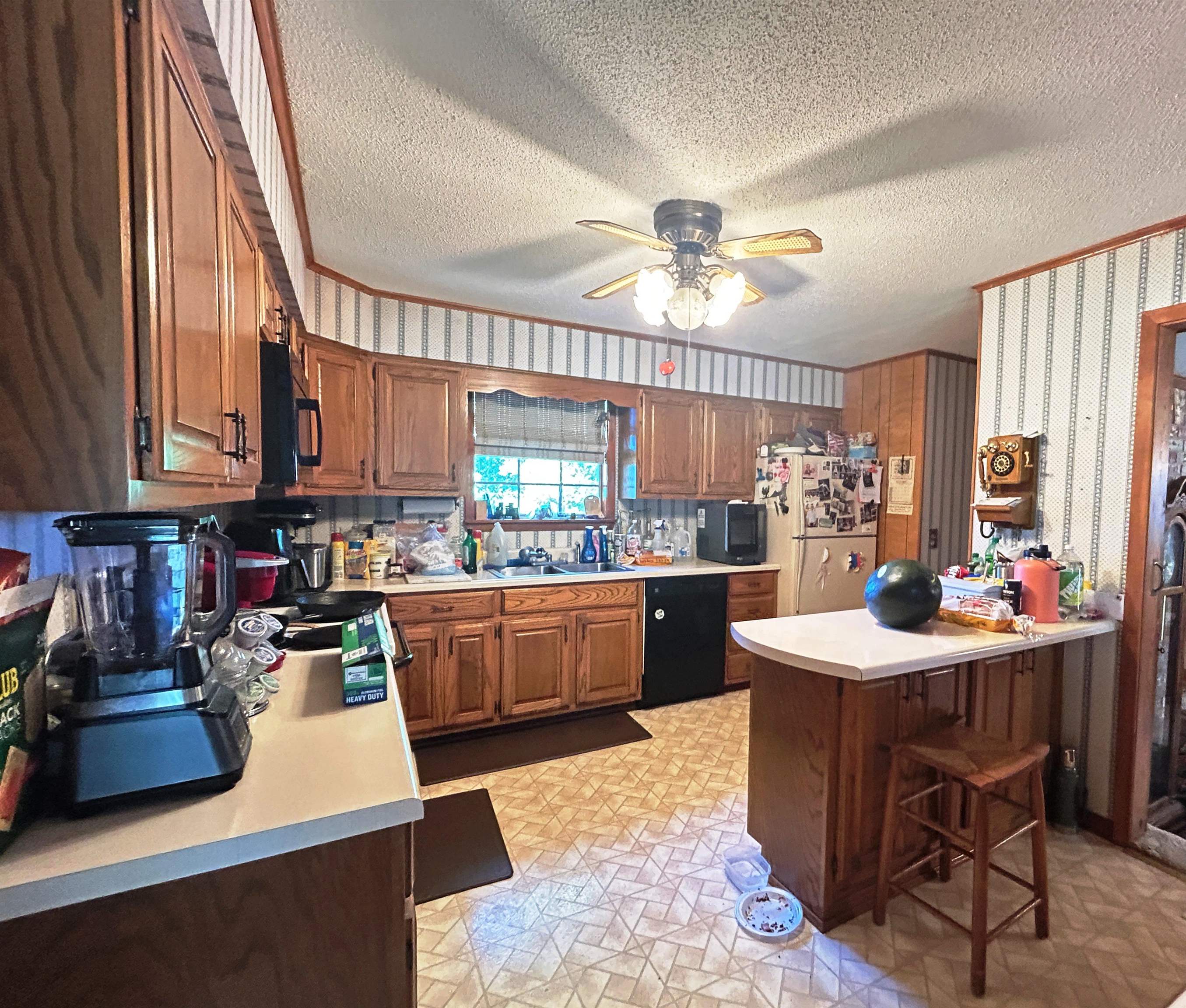 Photo 10 - Residential for sale – 152 E Turkey Pen   Highland, AR