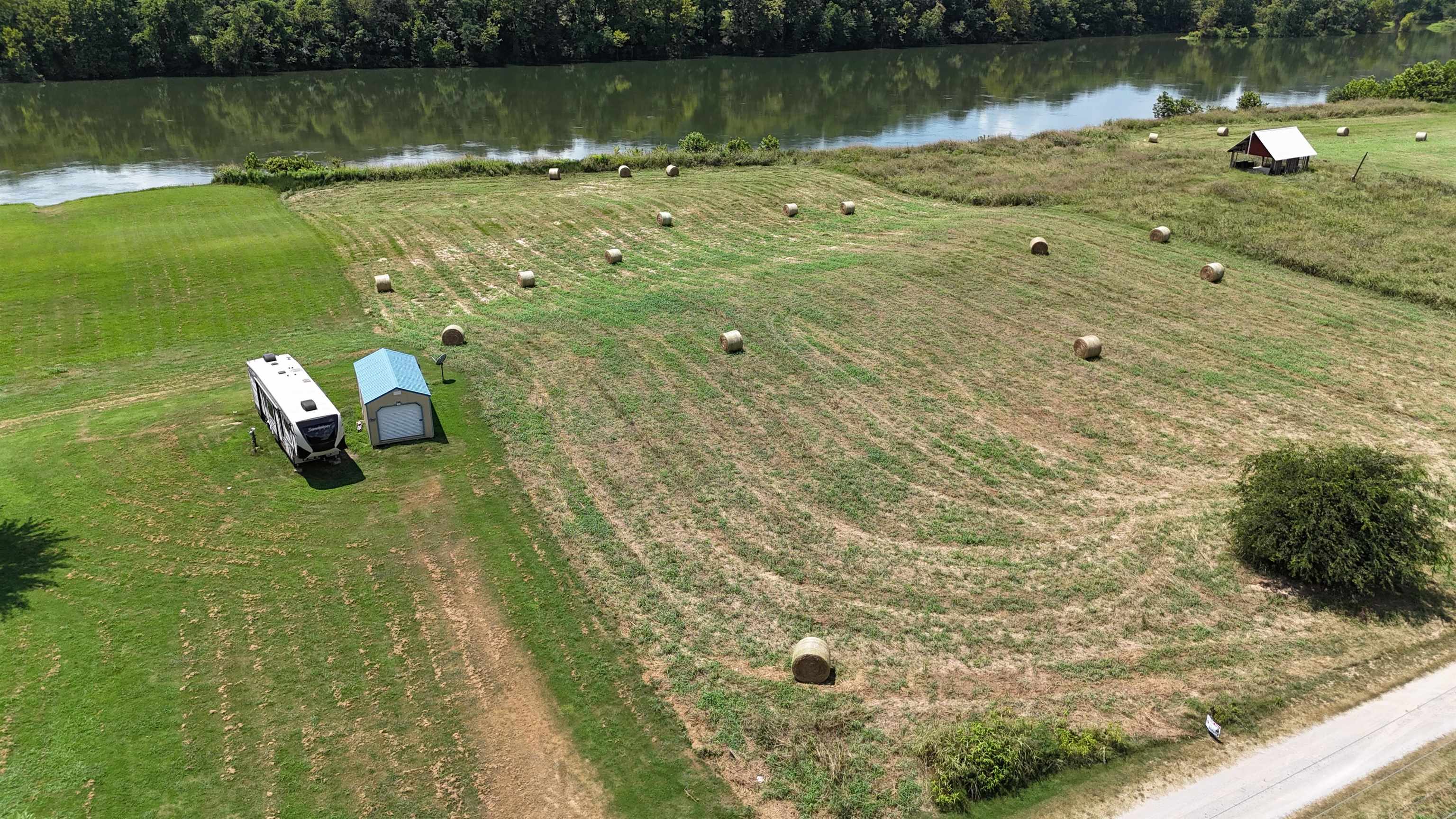 Photo 4 - Vacant Land for sale – 44  White River Run   Guion, AR