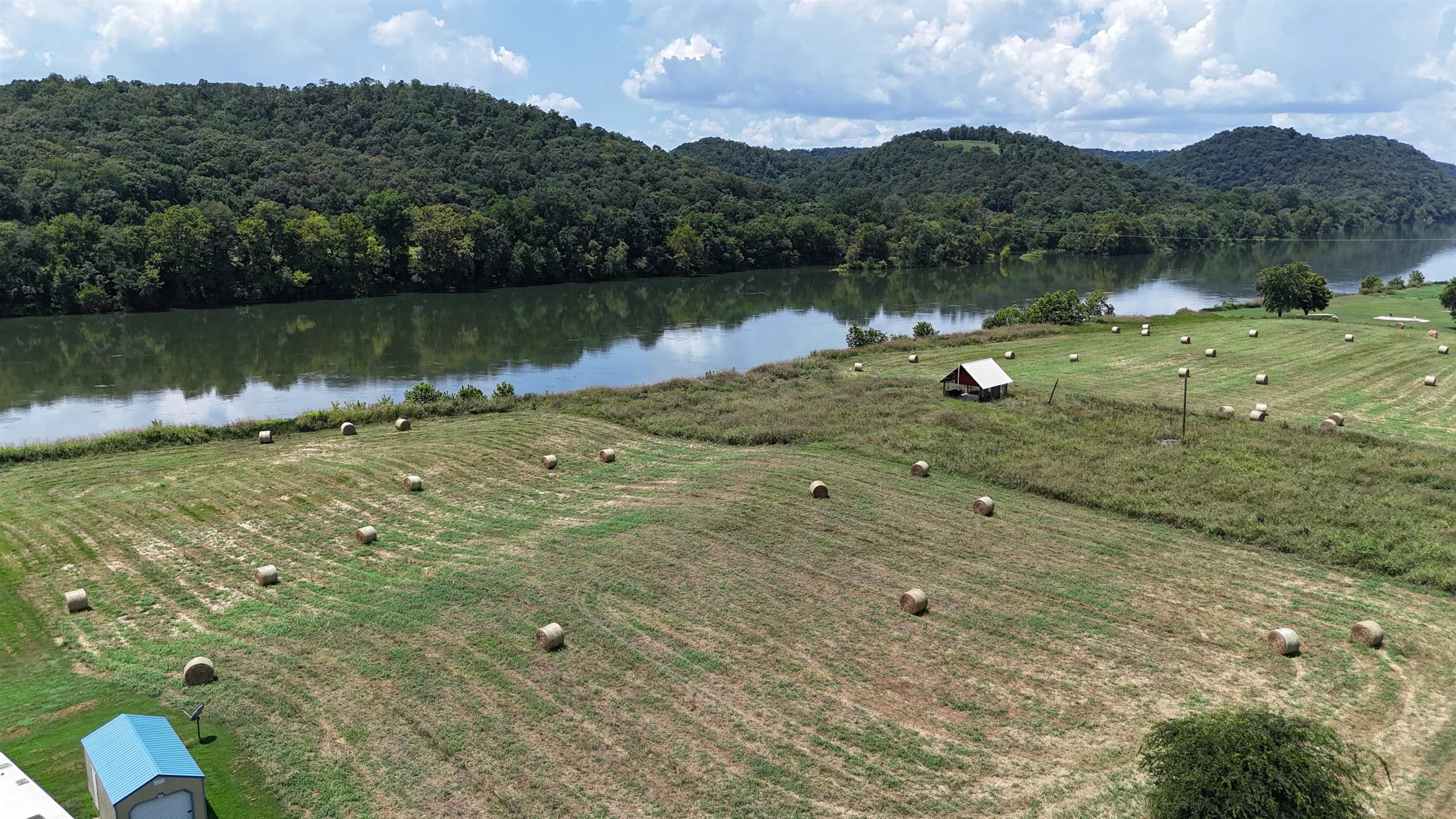 Photo 5 - Vacant Land for sale – 44  White River Run   Guion, AR
