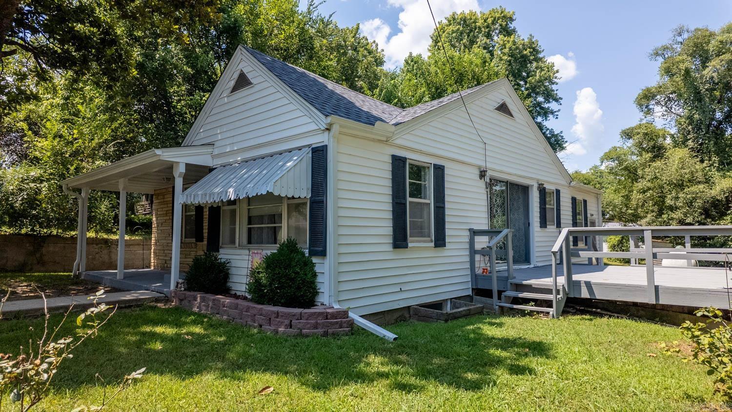 Photo 5 - Residential for sale – 855  Archer Street   Mammoth Spring, AR