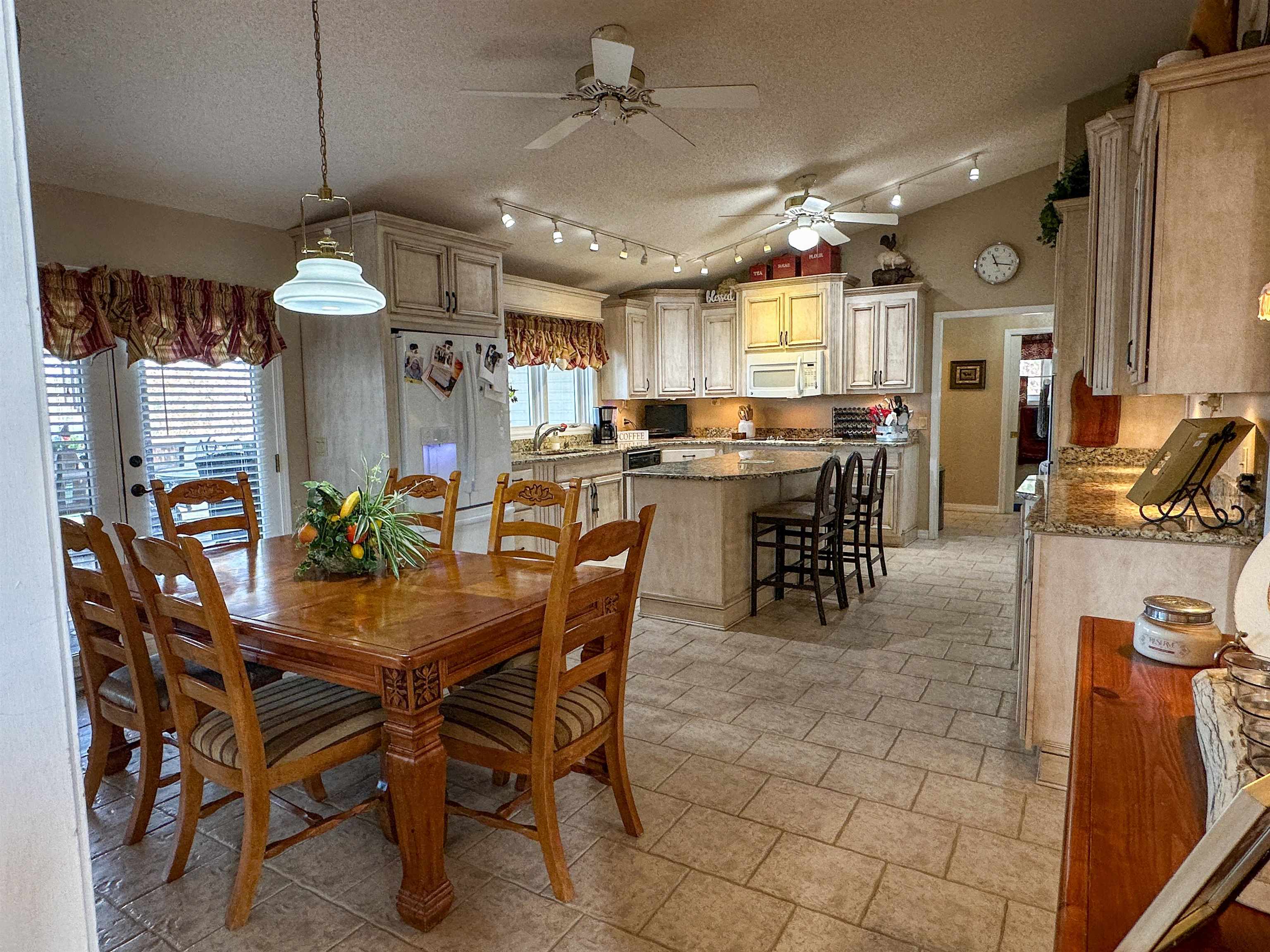 Photo 20 - Residential for sale – 606  S Shore   Horseshoe Bend, AR