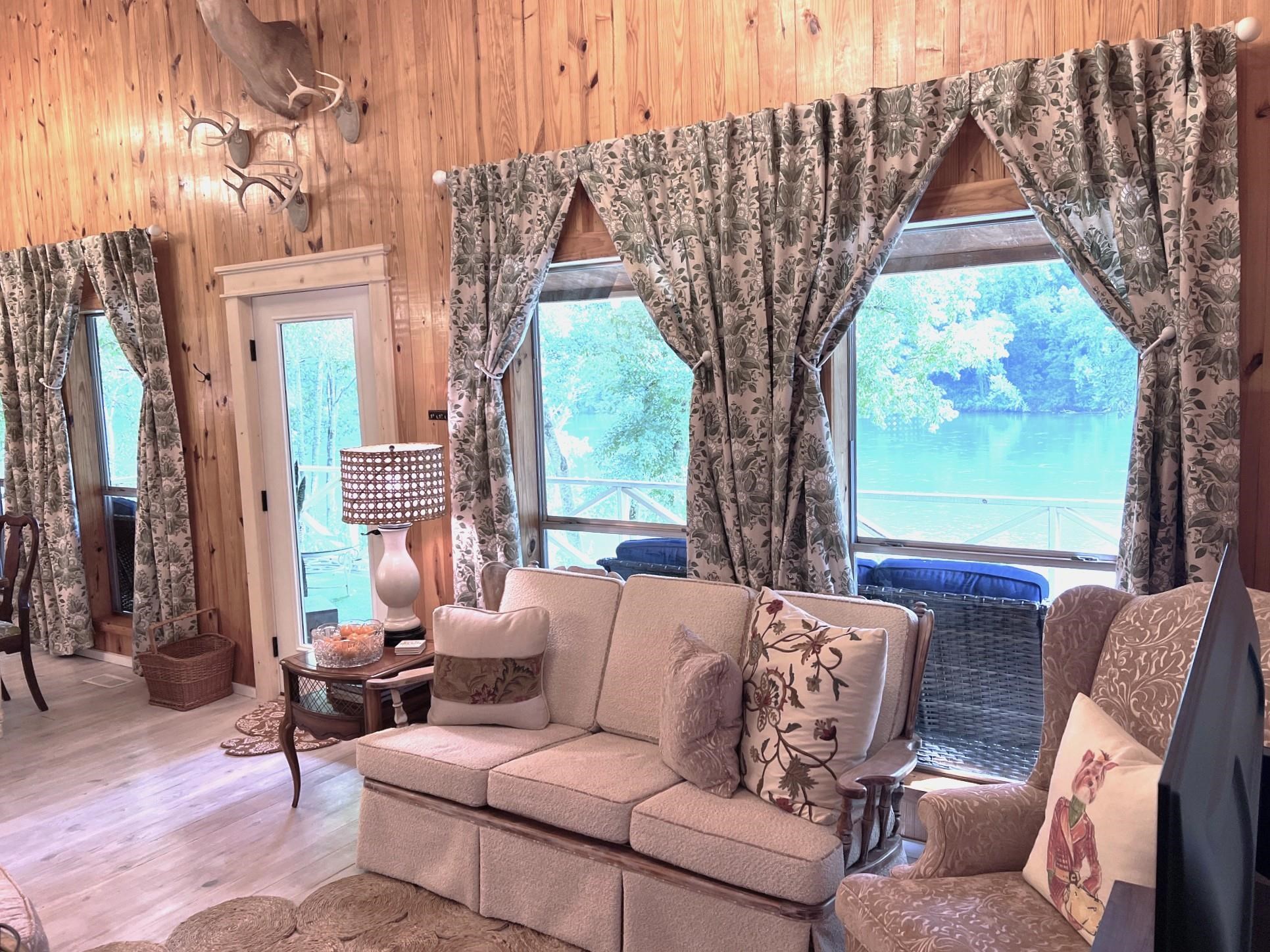 Photo 16 - Residential for sale – 76 W Cool Water Retreat   Mountain View, AR