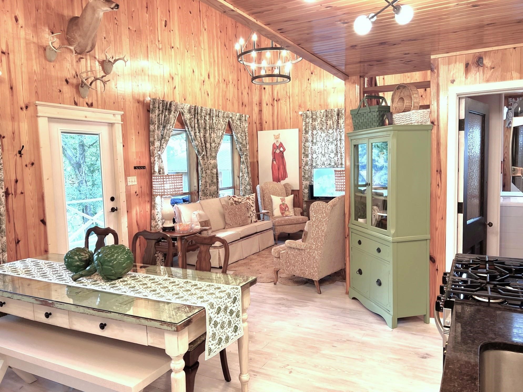 Photo 18 - Residential for sale – 76 W Cool Water Retreat   Mountain View, AR