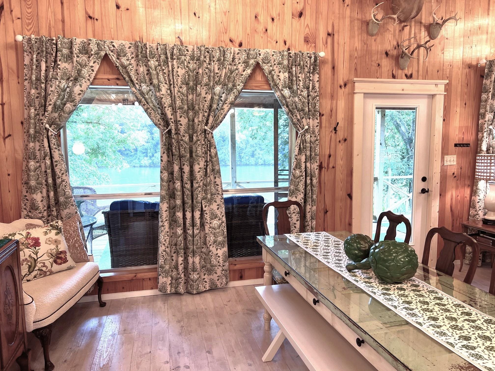 Photo 20 - Residential for sale – 76 W Cool Water Retreat   Mountain View, AR