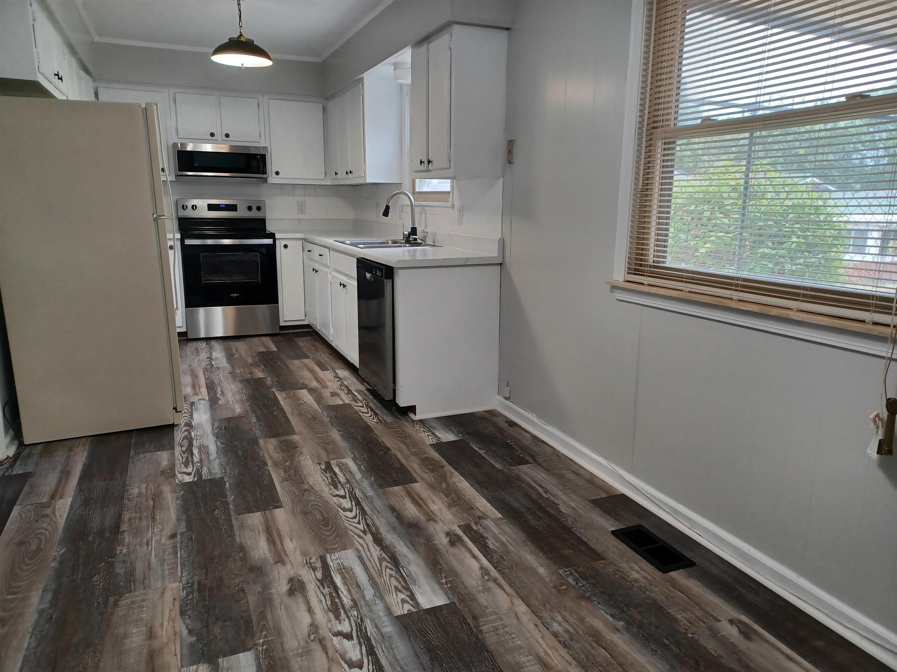 Photo 8 - Residential for sale – 309  Parliament   Horseshoe Bend, AR