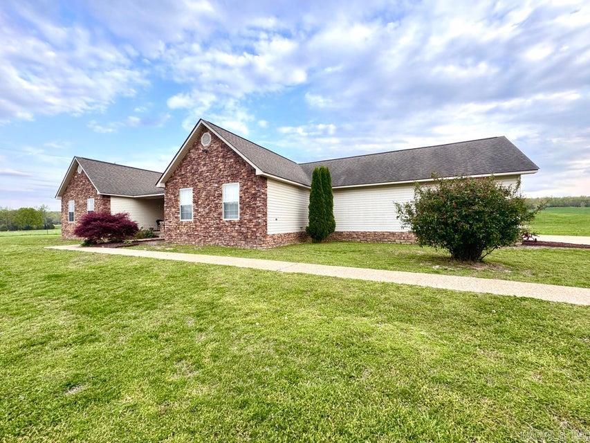 Residential for sale – 24  Nolen   Cave City, AR