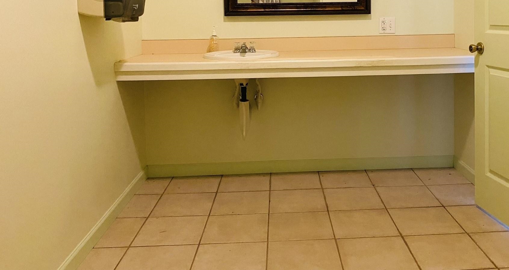 Photo 14 - Commercial / Industrial for sale – 3920 N Highway 5   Calico Rock, AR