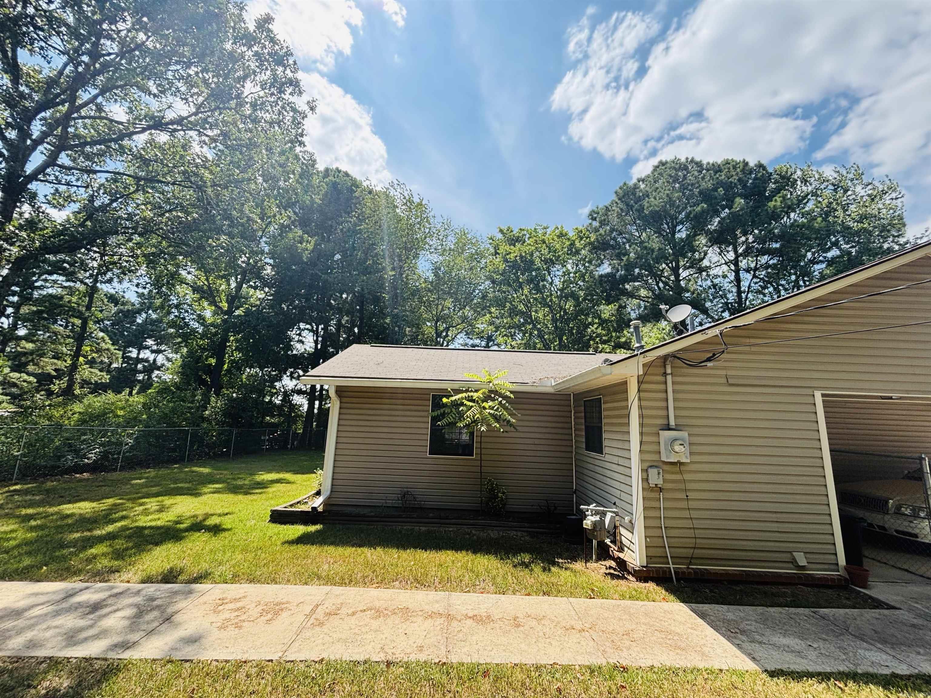 Photo 3 - Residential for sale – 416  Pepsi Cola   Southside, AR