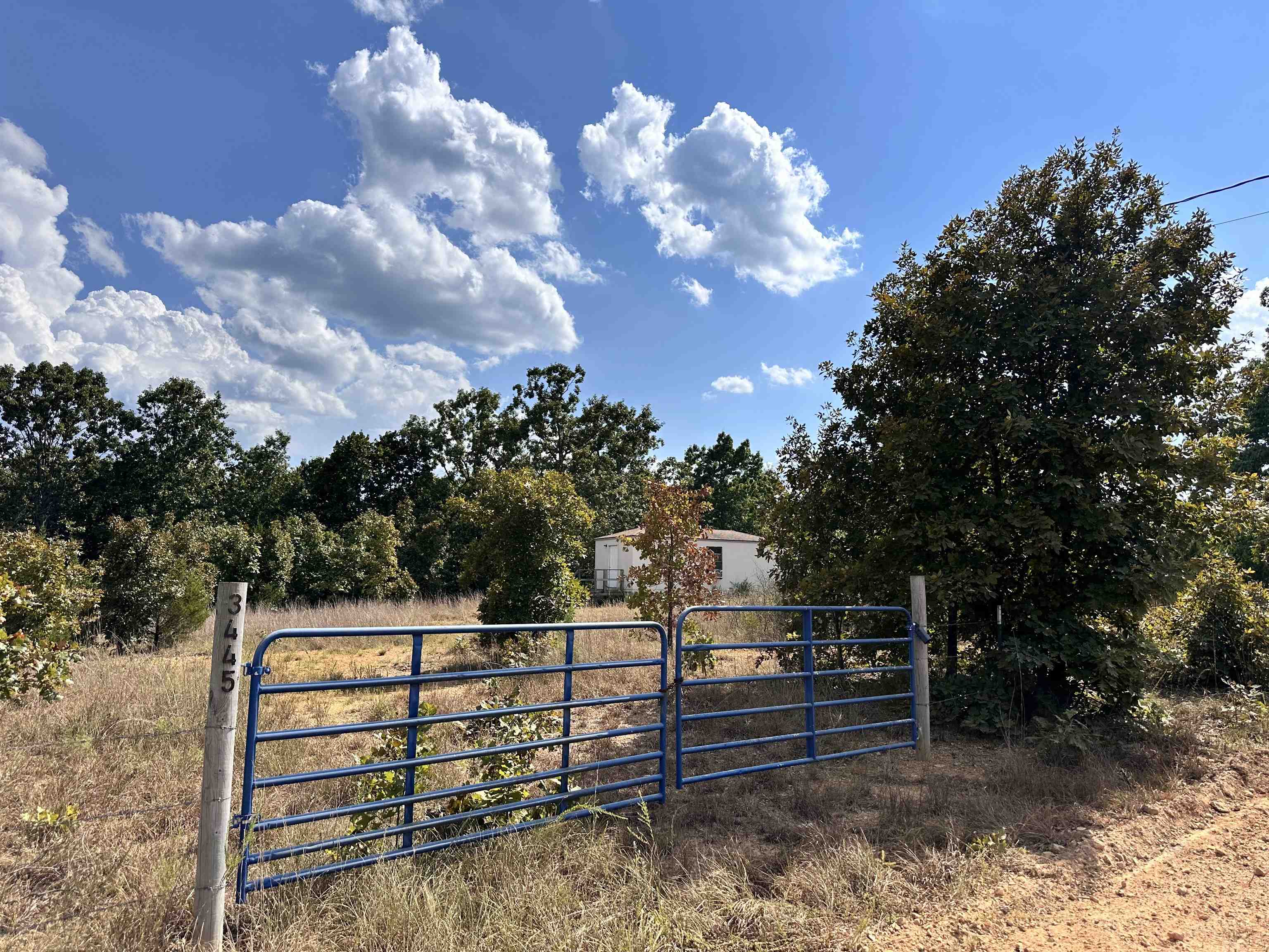 Photo 3 - Residential for sale – 3445  Magnolia   Salem, AR