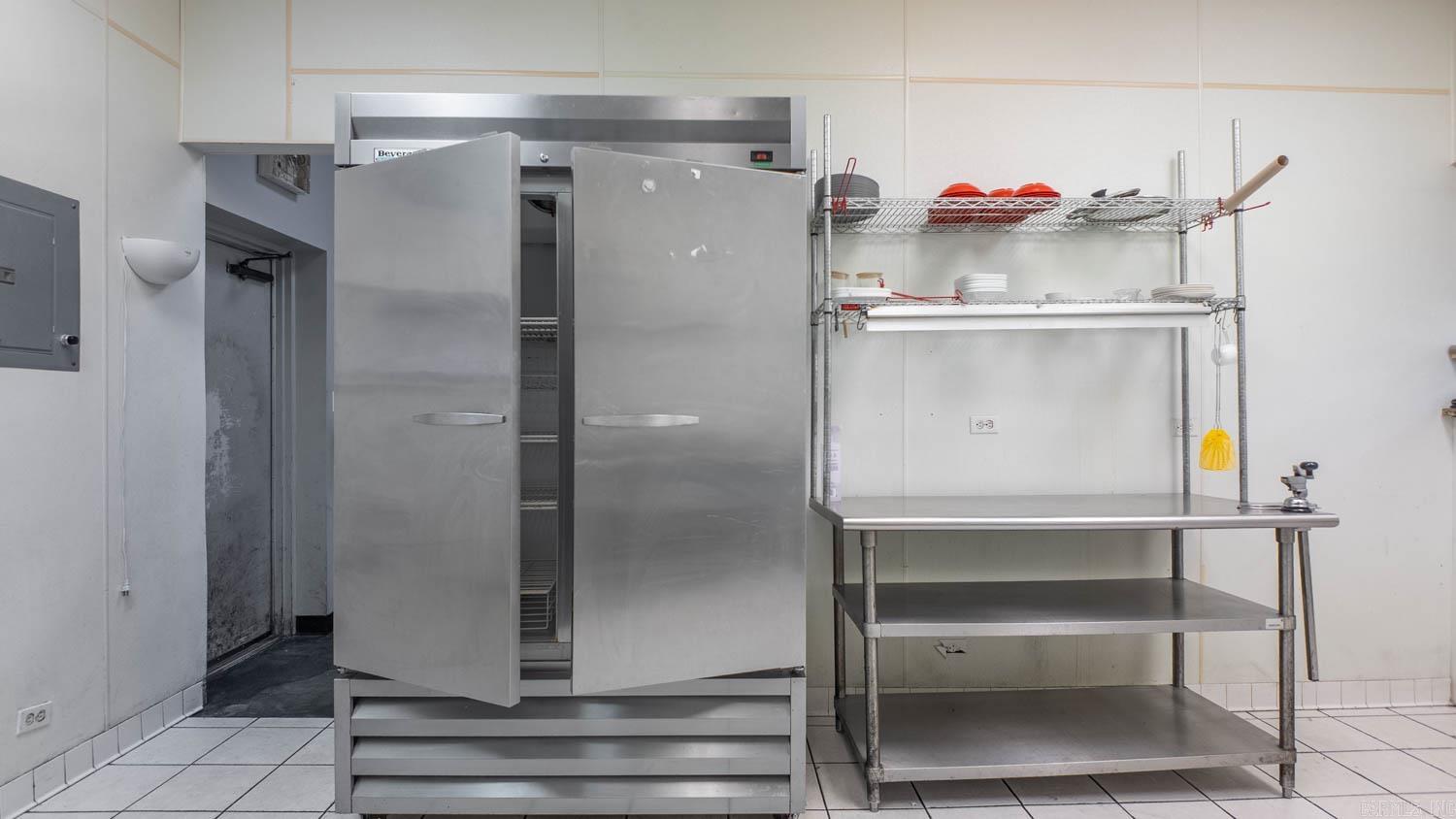 Photo 11 - Commercial / Industrial for sale – 746  Highway 63 South   Mammoth Spring, AR