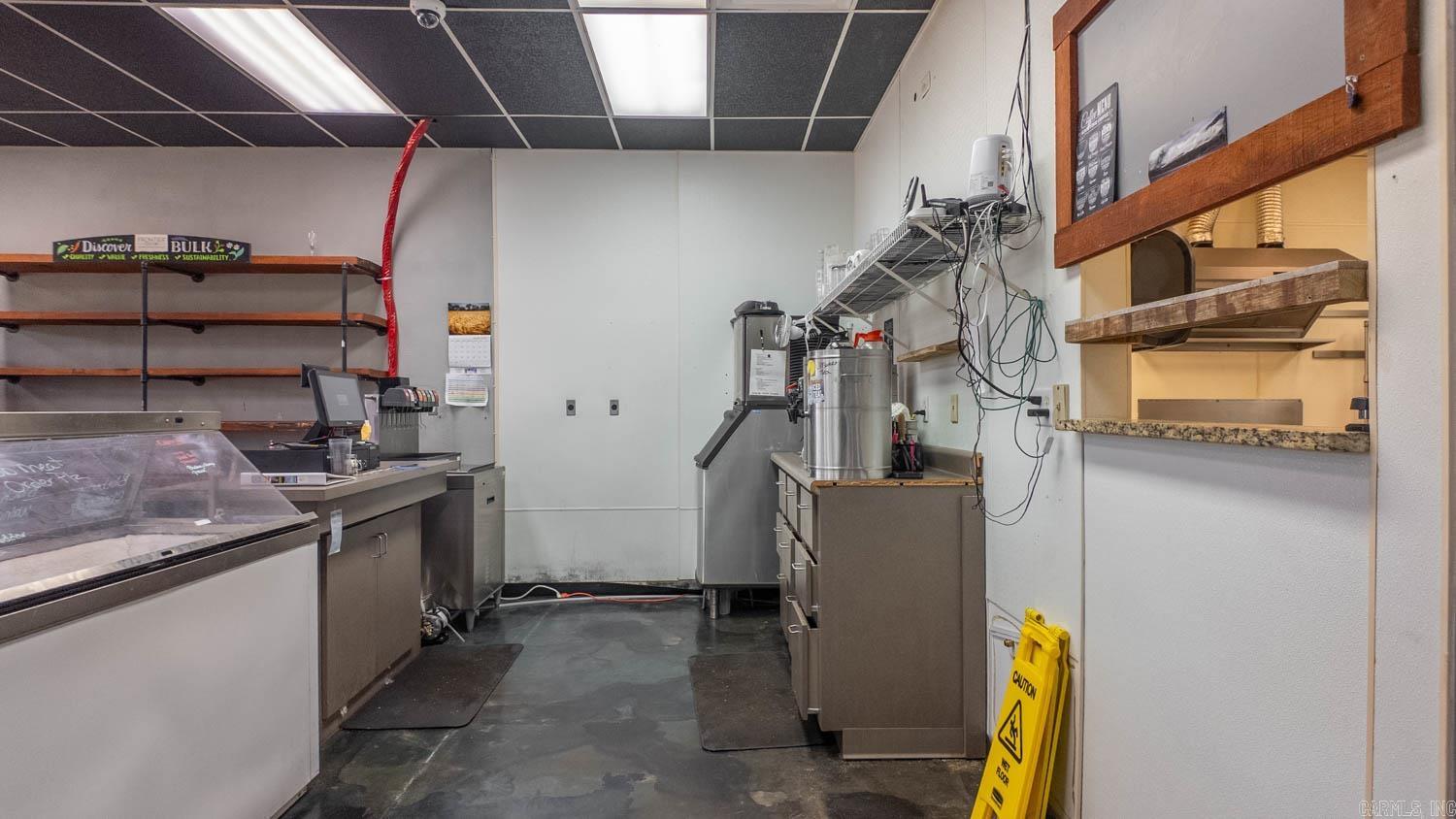 Photo 30 - Commercial / Industrial for sale – 746  Highway 63 South   Mammoth Spring, AR