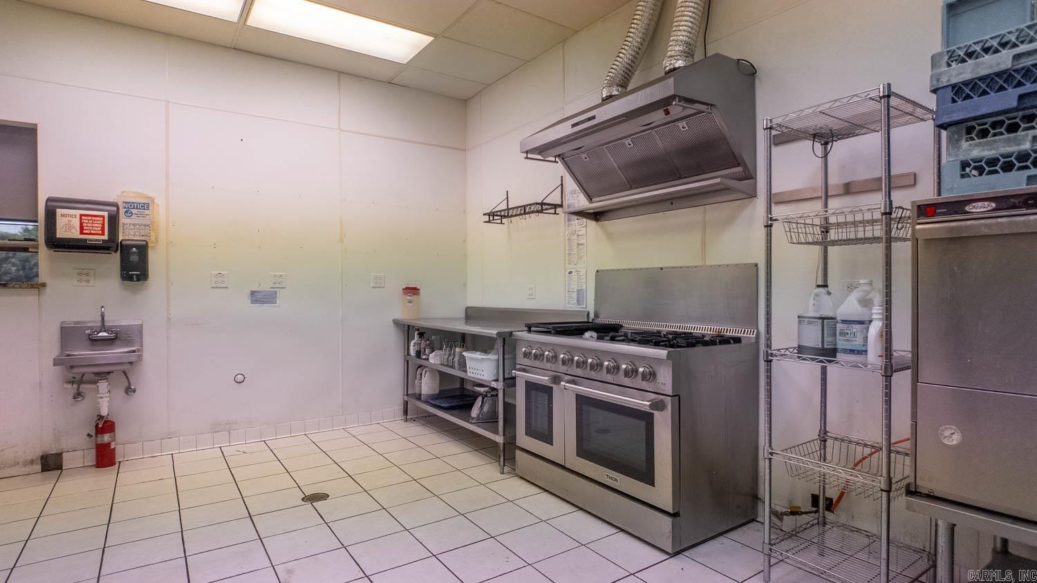 Photo 8 - Commercial / Industrial for sale – 746  Highway 63 South   Mammoth Spring, AR