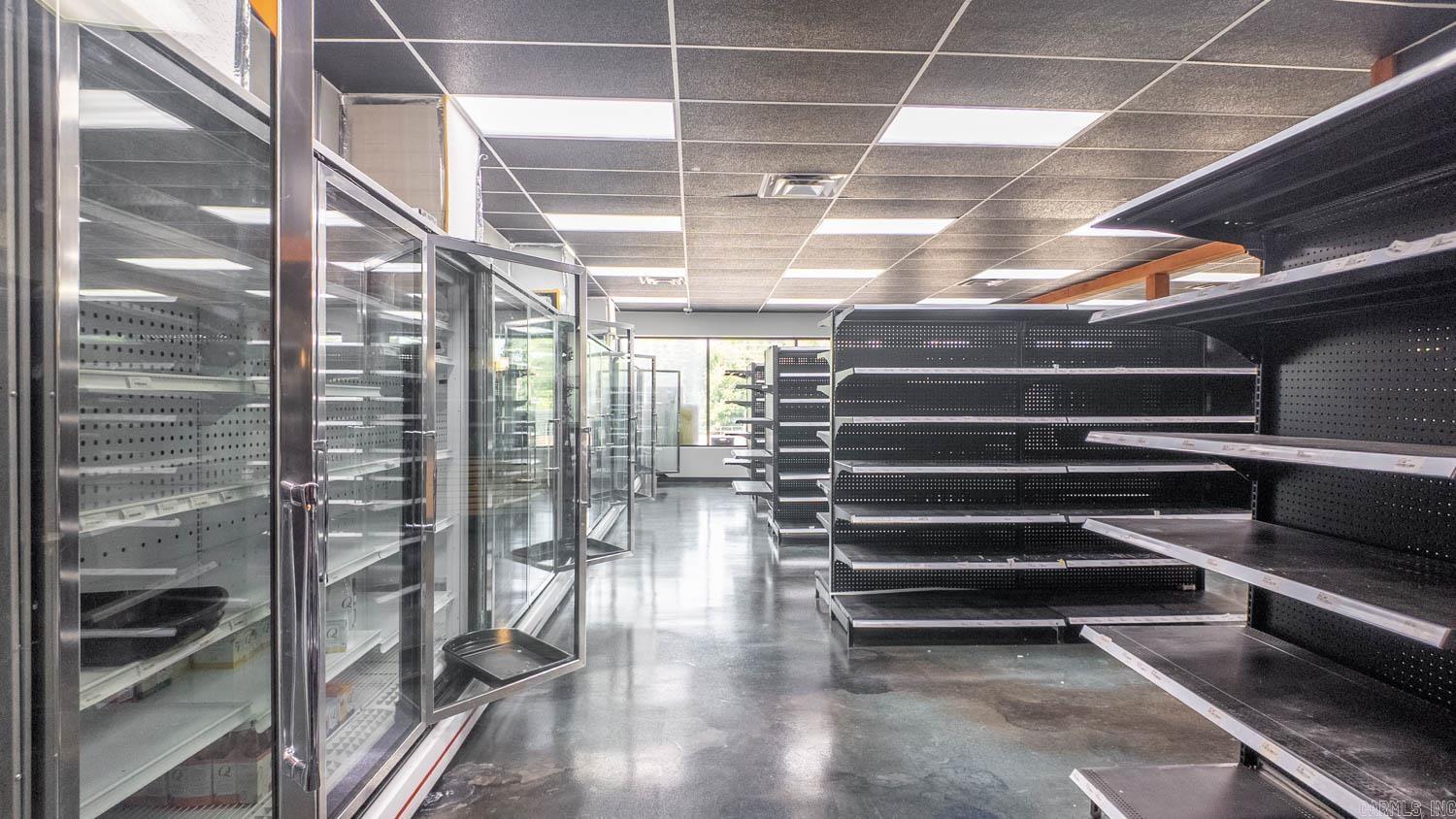 Photo 9 - Commercial / Industrial for sale – 746  Highway 63 South   Mammoth Spring, AR