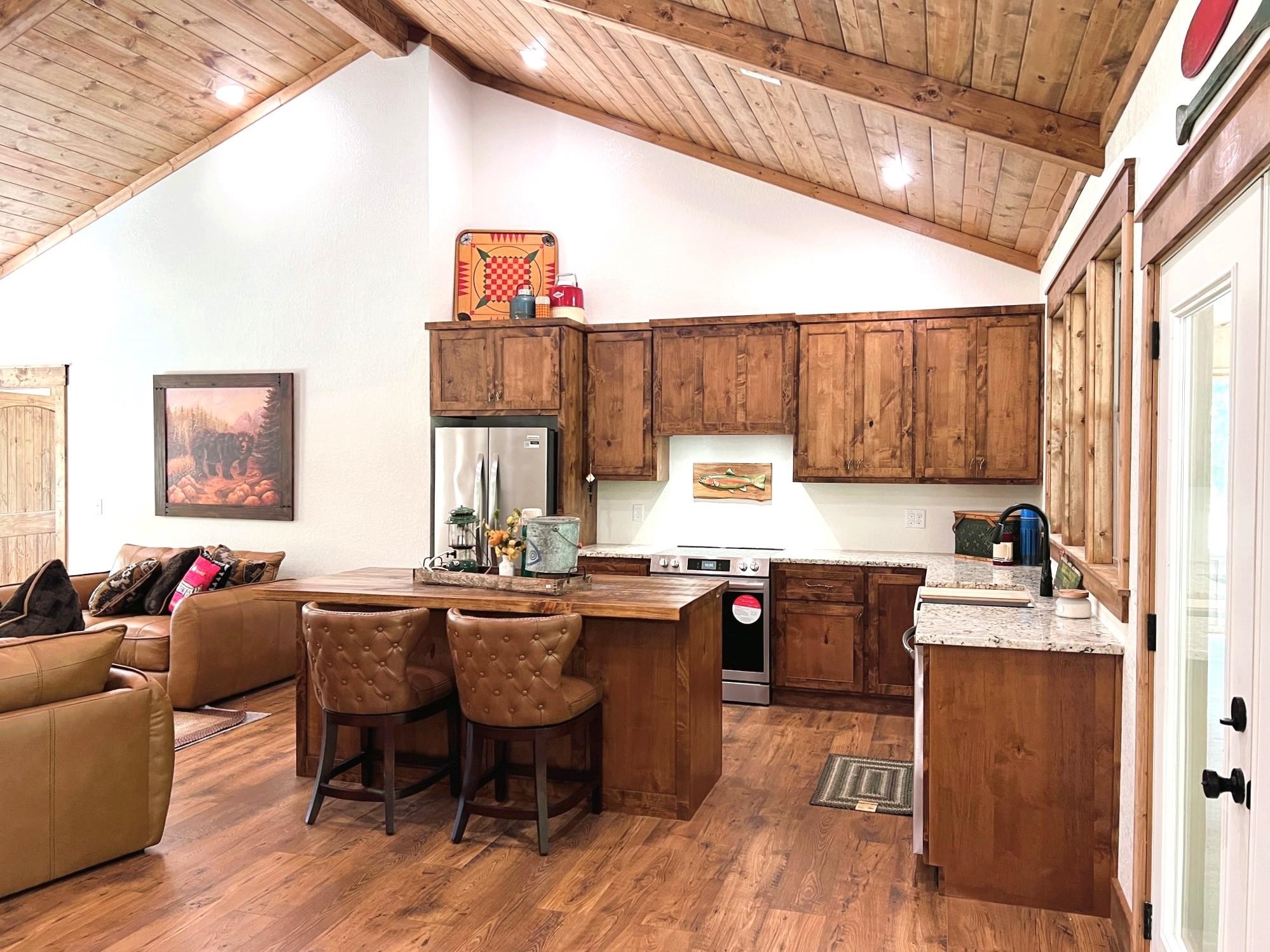 Photo 12 - Residential for sale – 120 N Riverview   Mountain View, AR