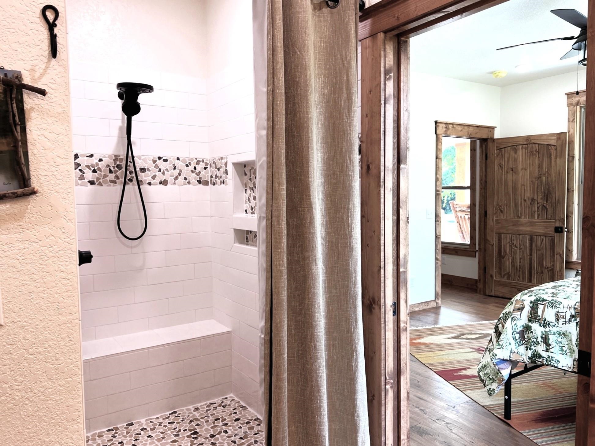 Photo 19 - Residential for sale – 120 N Riverview   Mountain View, AR