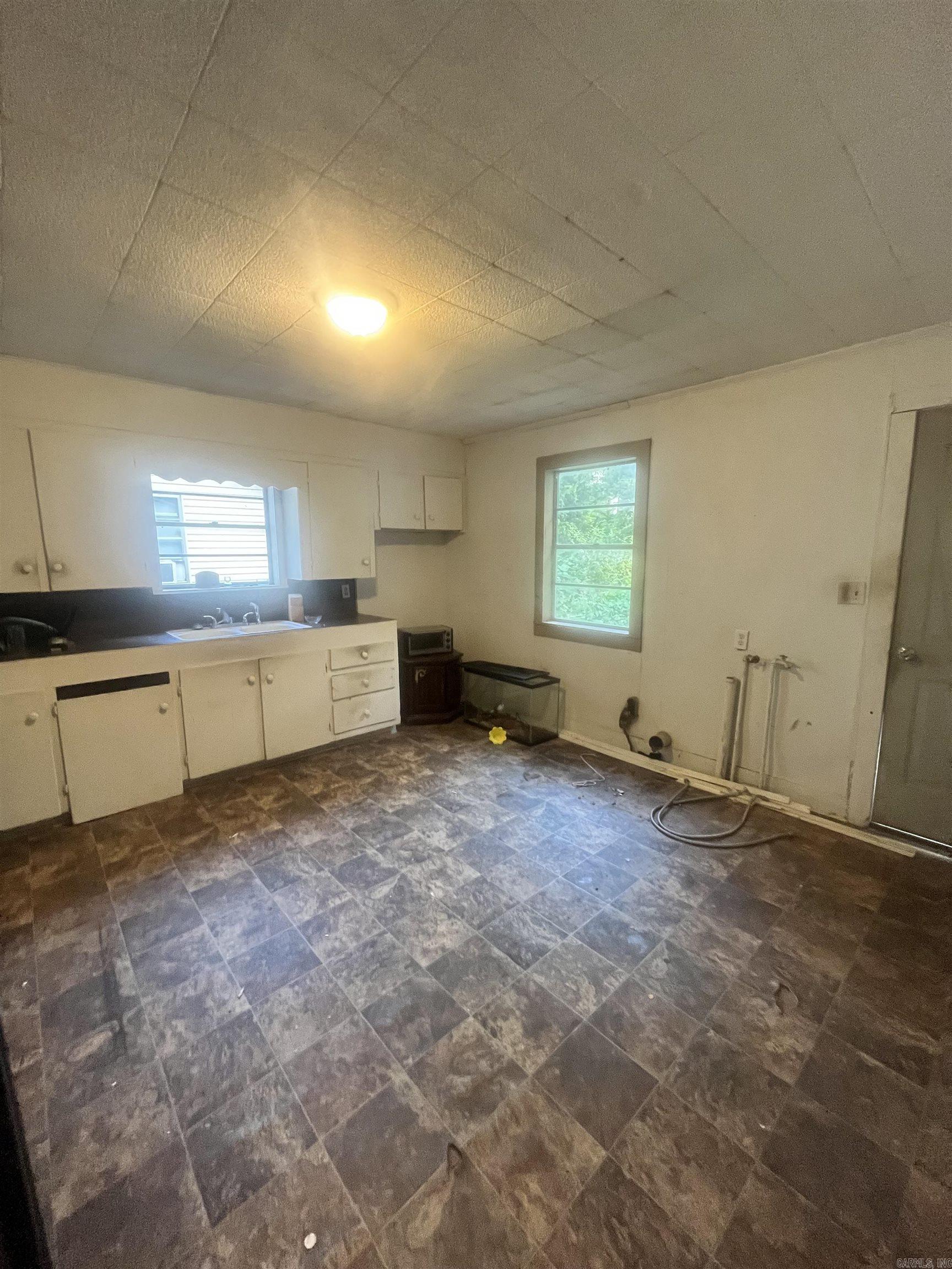 Photo 3 - Residential for sale – 720  25th   Batesville, AR