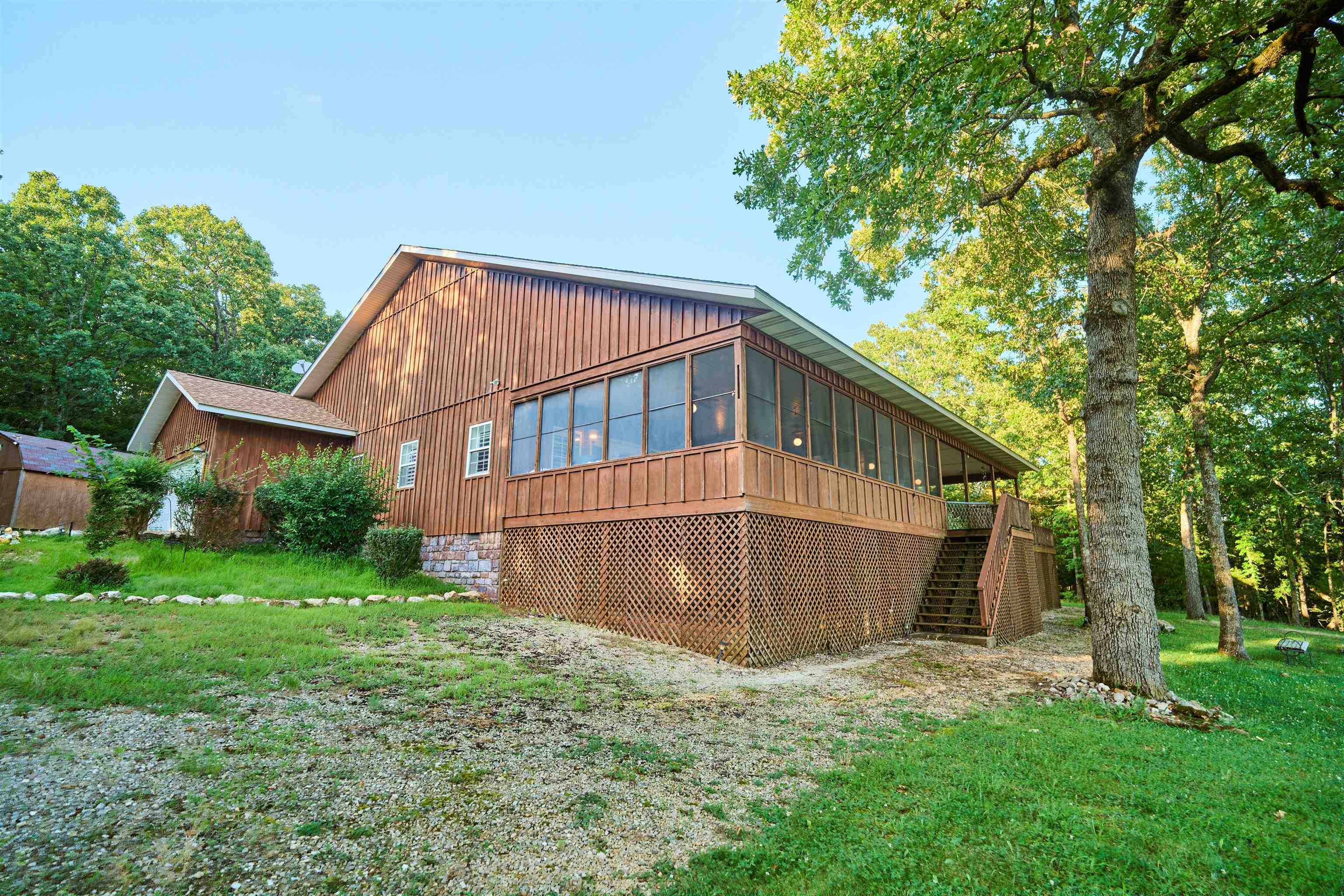 Photo 2 - Residential for sale – 4  Kee Trl   Hardy, AR
