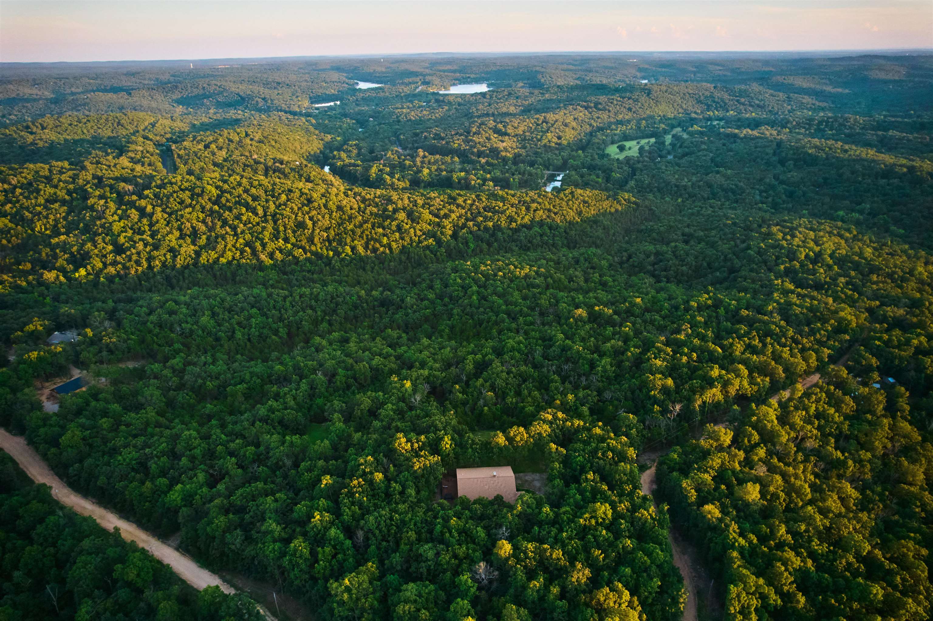 Photo 8 - Residential for sale – 4  Kee Trl   Hardy, AR