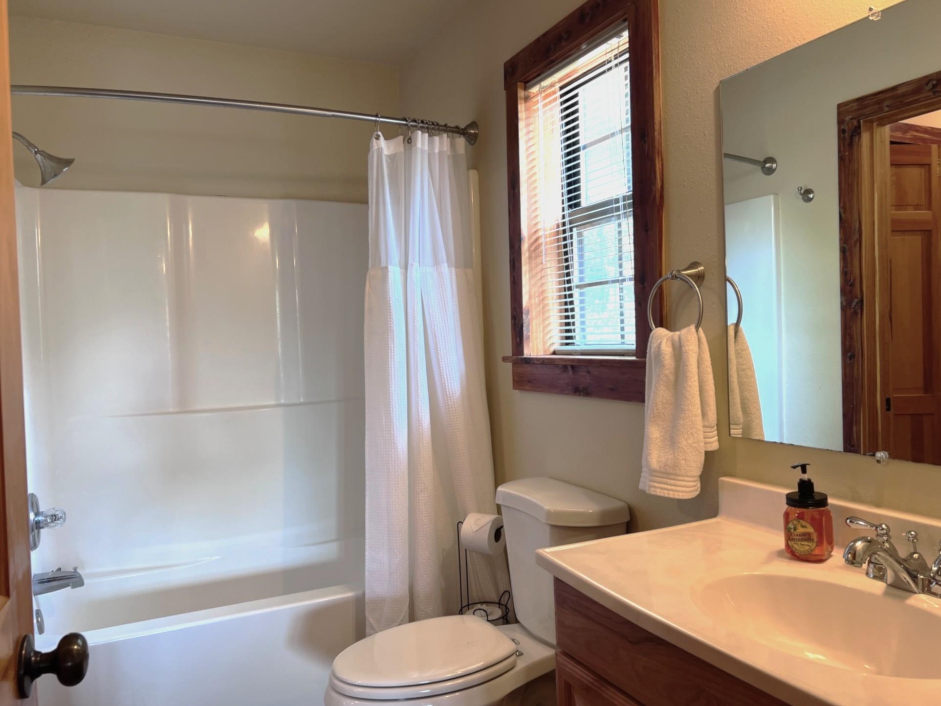 Photo 16 - Residential for sale – 770  White River Landing   Calico Rock, AR