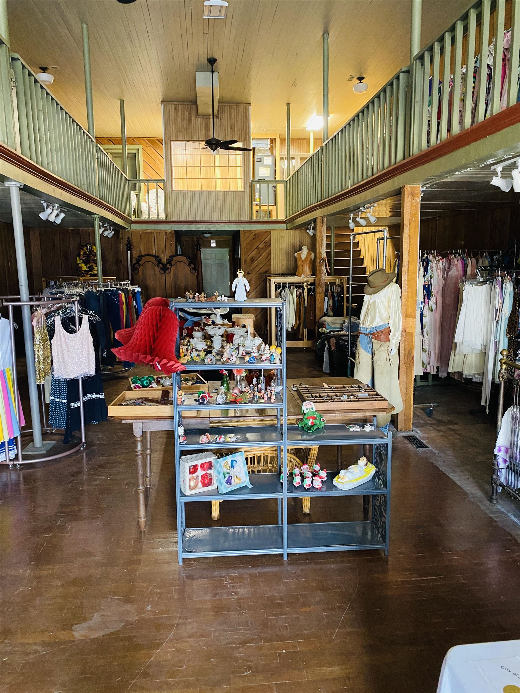 Photo 4 - Commercial / Industrial for sale – 100  Main Street   Calico Rock, AR