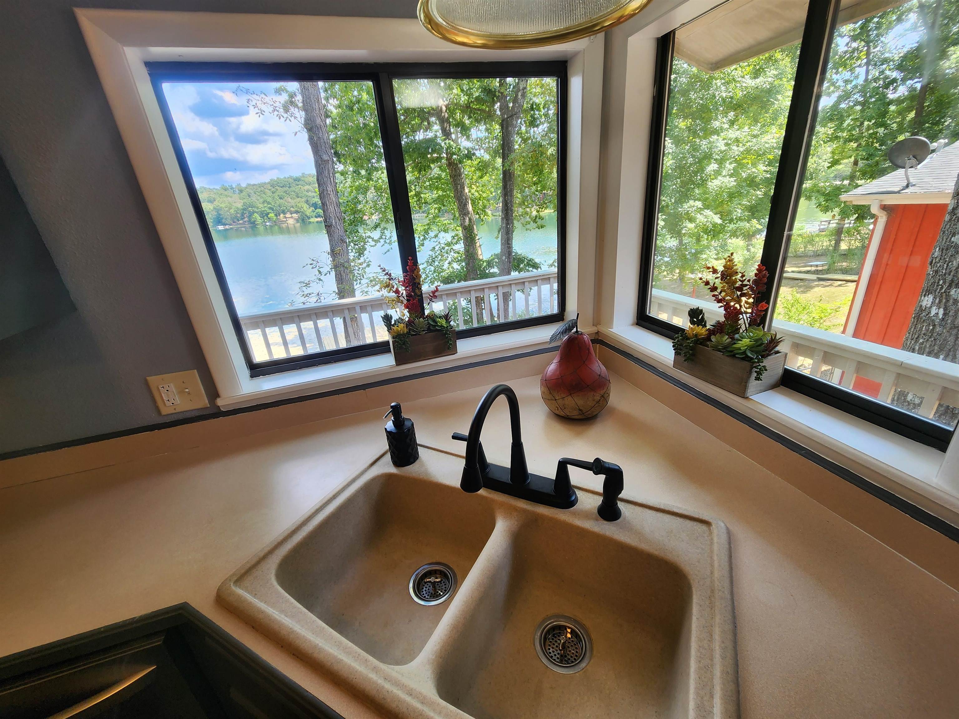 Photo 17 - Residential for sale – 45 W Lakeshore   Cherokee Village, AR