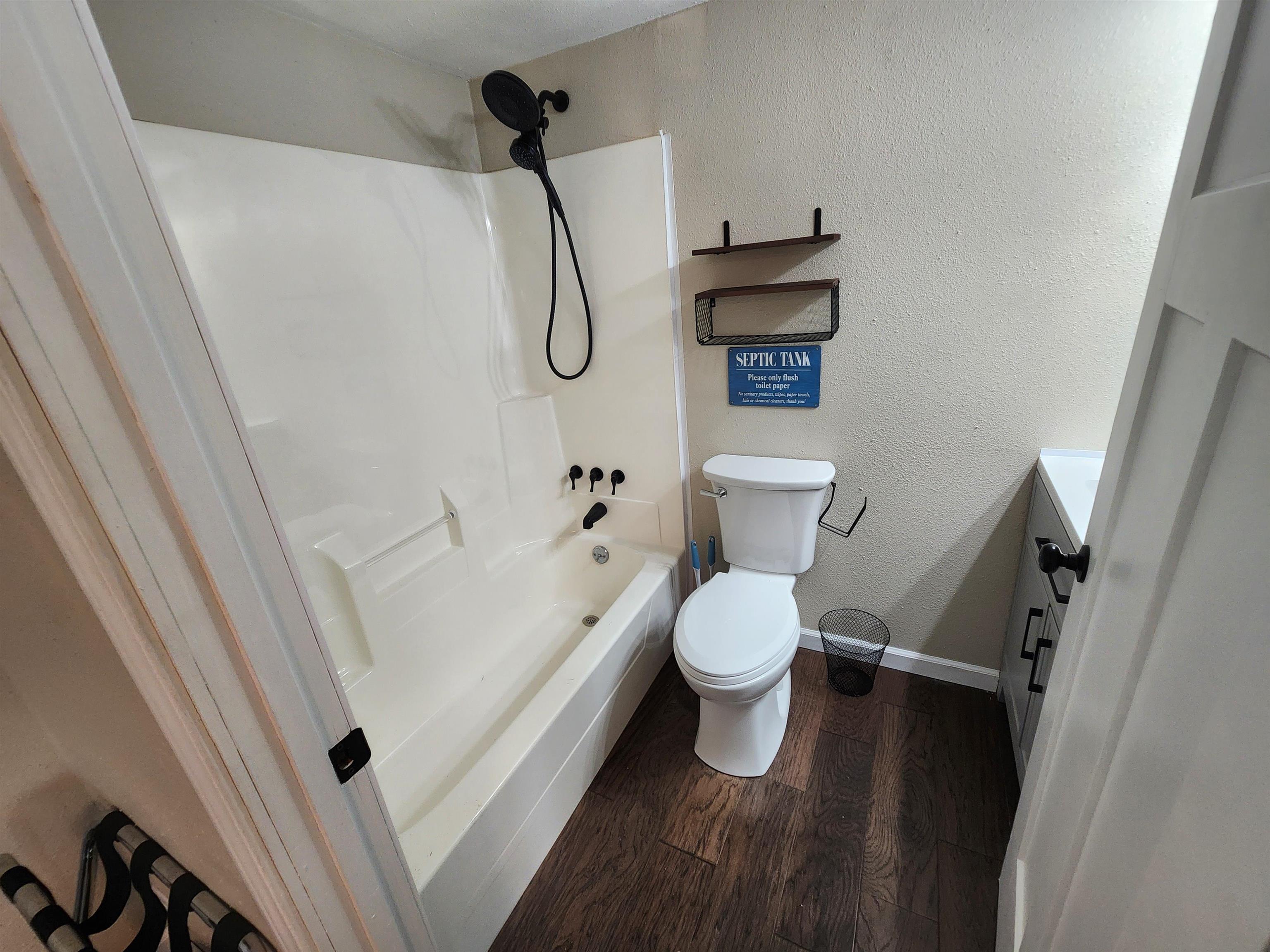 Photo 49 - Residential for sale – 45 W Lakeshore   Cherokee Village, AR