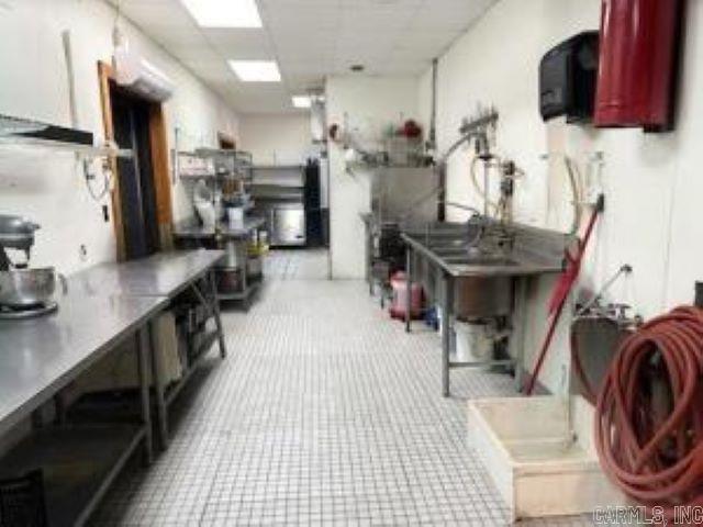 Photo 13 - Commercial / Industrial for sale – 2121  Batesville Blvd  Yes Batesville, AR