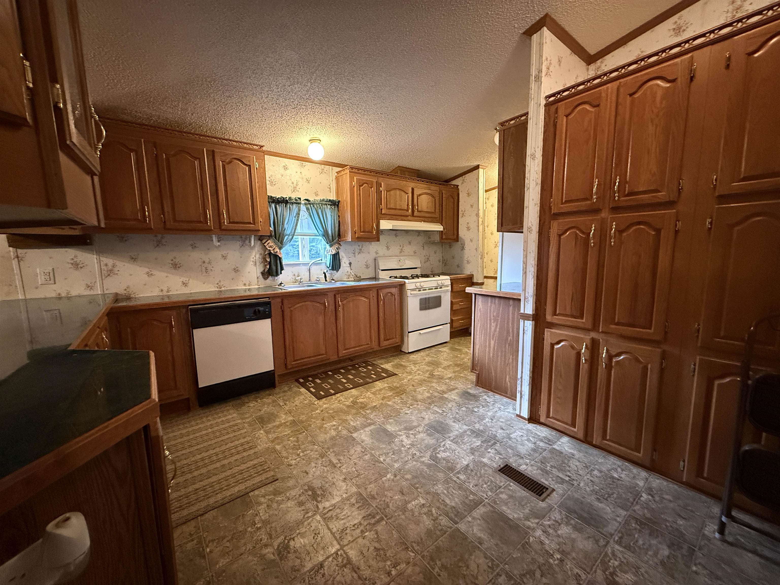 Photo 12 - Residential for sale – 5023  Knob Creek Road   Melbourne, AR