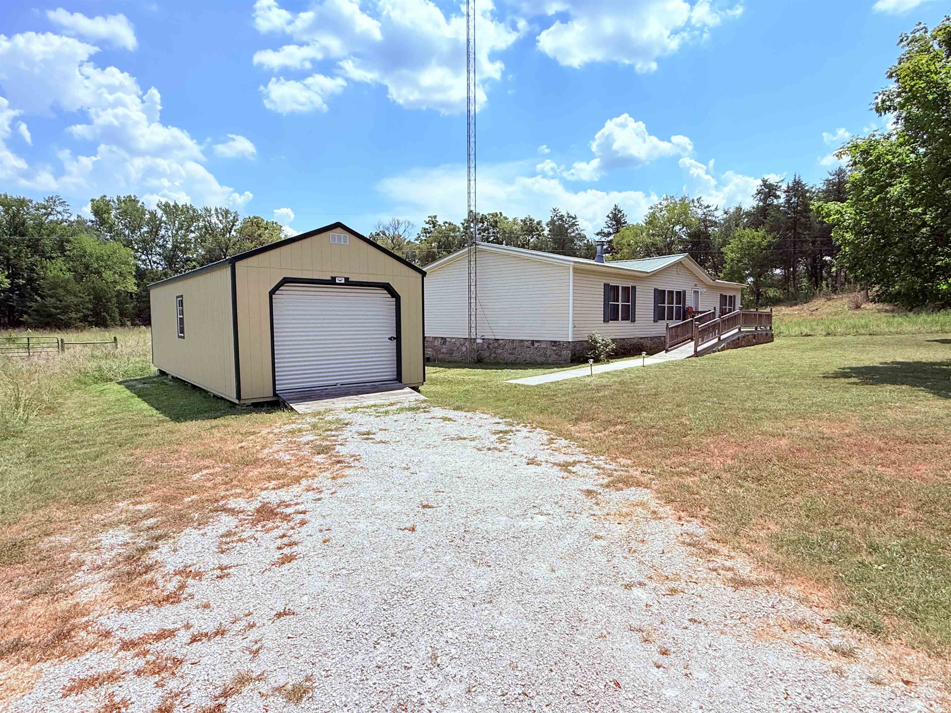 Photo 5 - Residential for sale – 5023  Knob Creek Road   Melbourne, AR