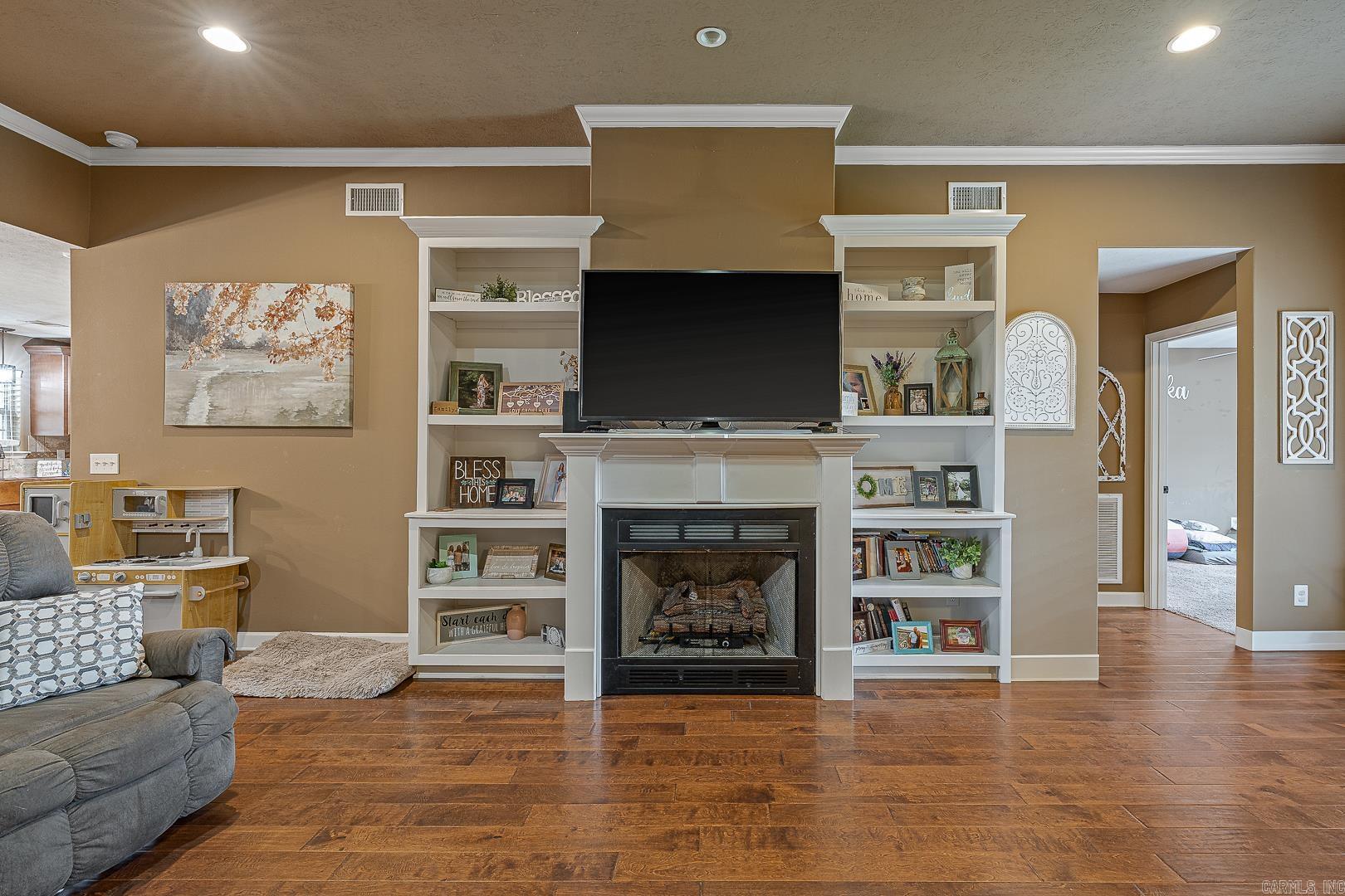 Photo 3 - Residential for sale – 1940  Mountain Ridge   Batesville, AR